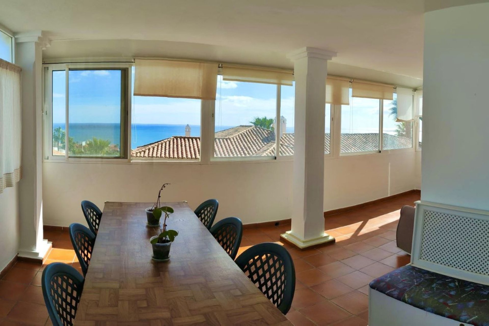 Resale - House - Detached Villa - Estepona - Estepona Centro