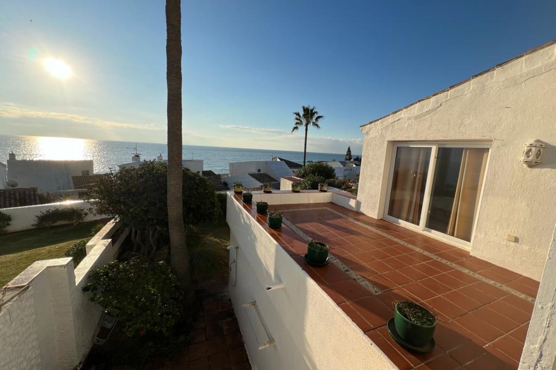 Resale - House - Detached Villa - Estepona - Estepona Centro