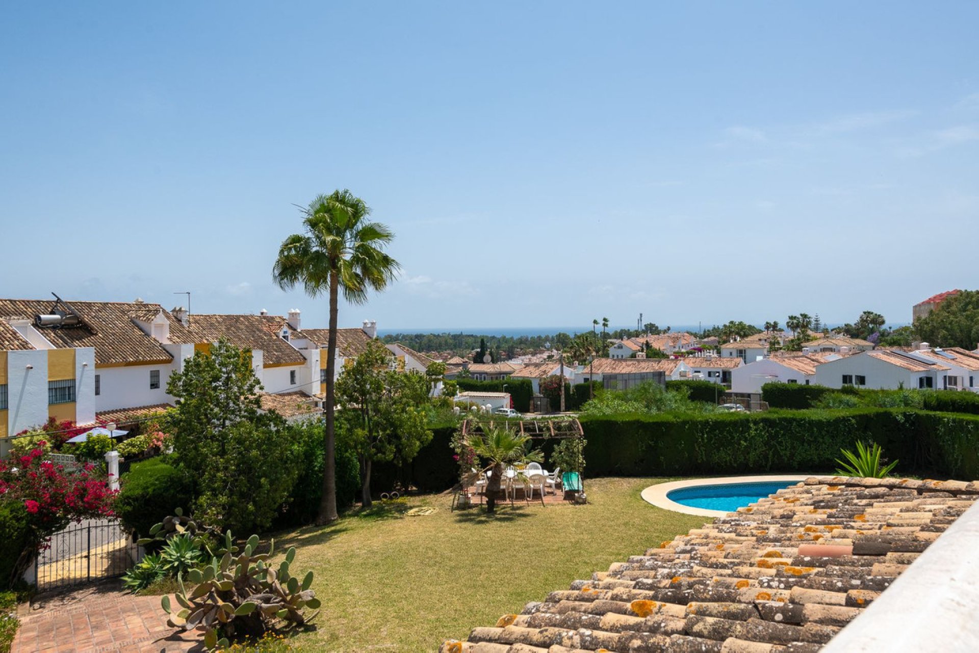 Resale - House - Detached Villa - Estepona - Estepona Centro