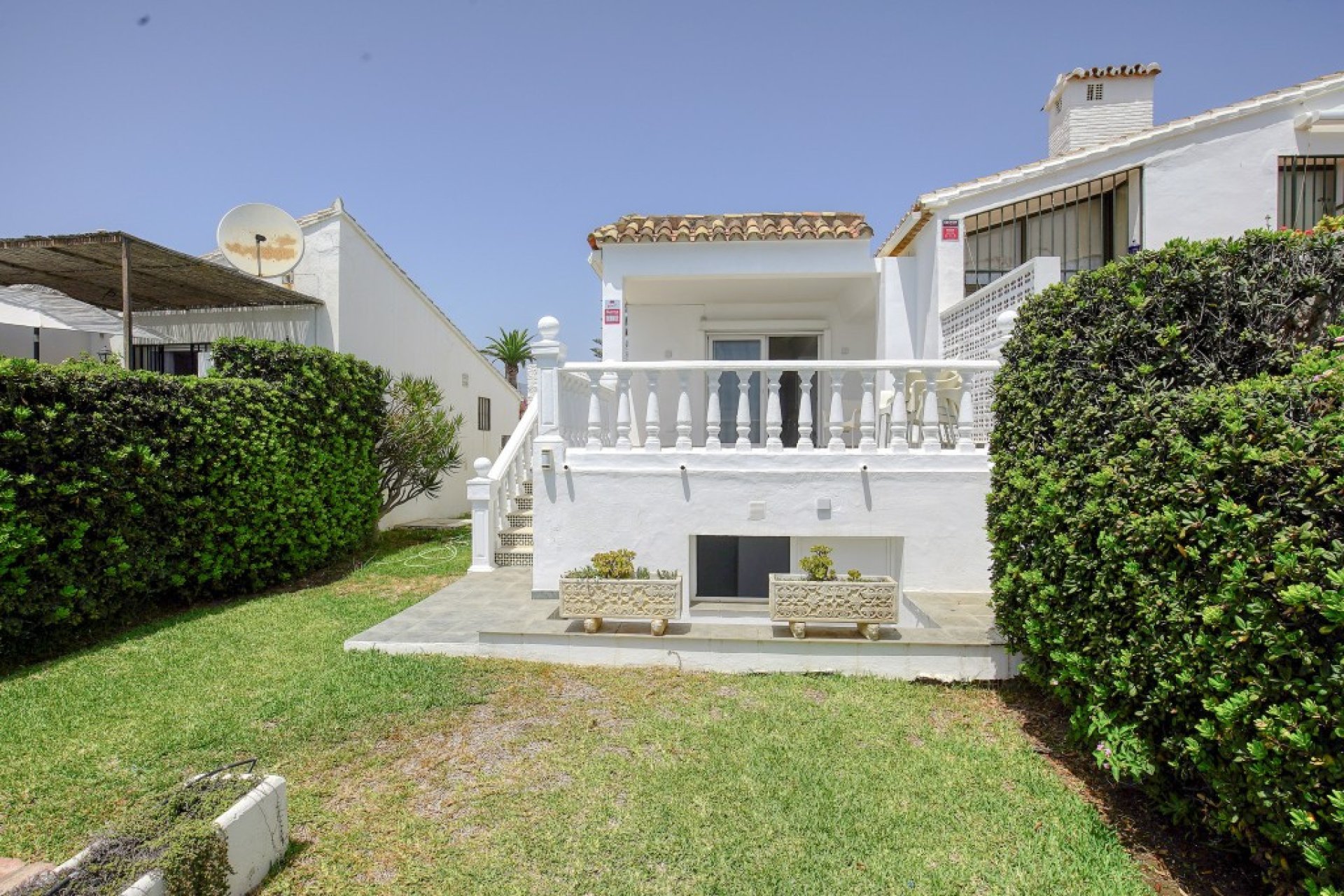 Resale - House - Detached Villa - Estepona - Estepona Centro