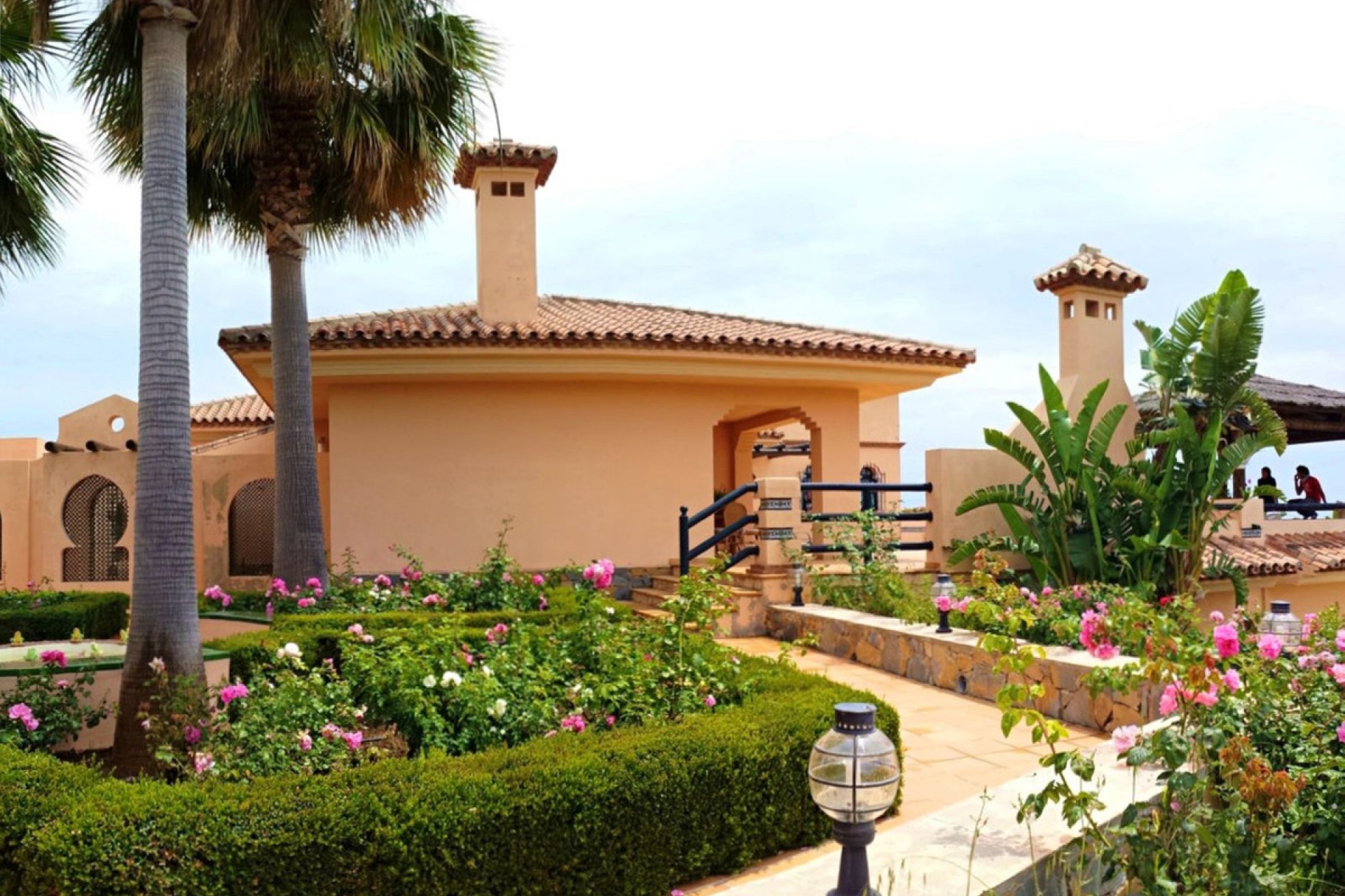 Resale - House - Detached Villa - Estepona - Estepona Centro