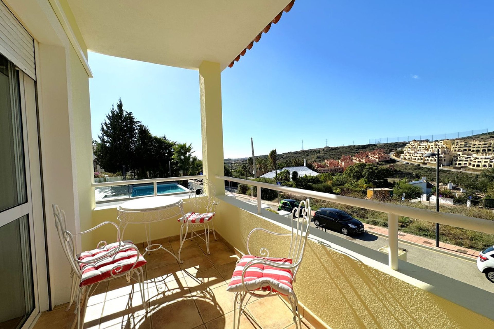 Resale - House - Detached Villa - Estepona - Estepona Centro