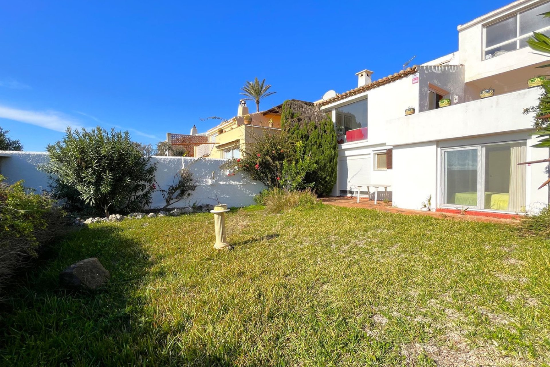 Resale - House - Detached Villa - Estepona - Estepona Centro