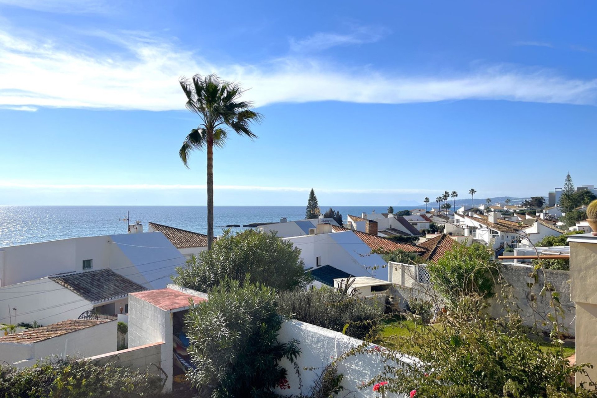 Resale - House - Detached Villa - Estepona - Estepona Centro