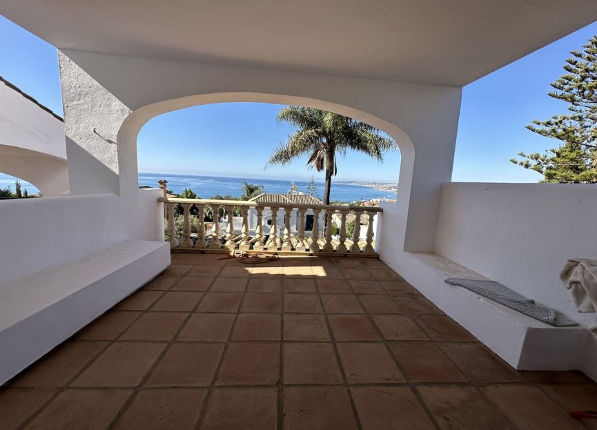 Resale - House - Detached Villa - Estepona - Estepona Centro