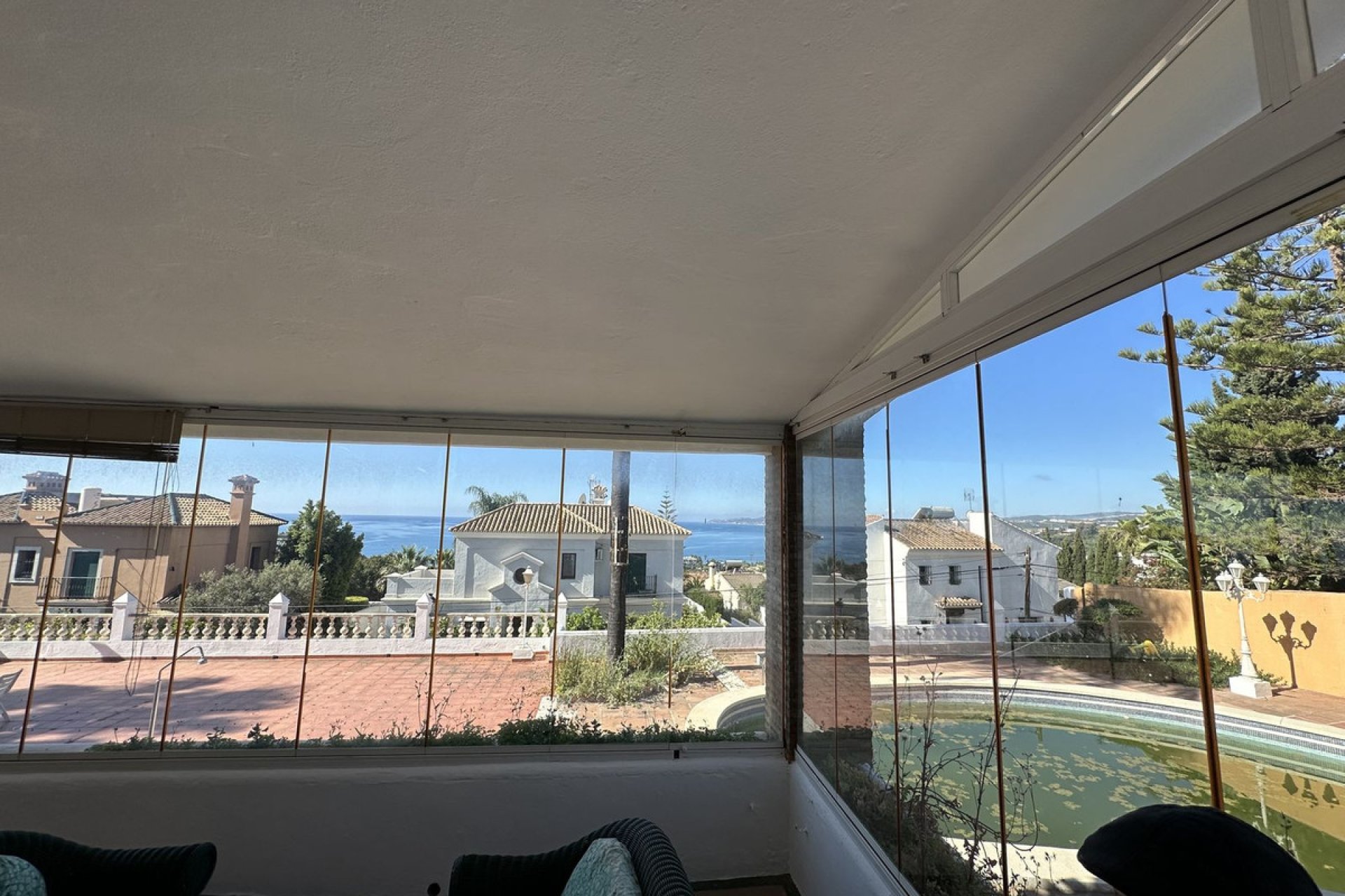 Resale - House - Detached Villa - Estepona - Estepona Centro