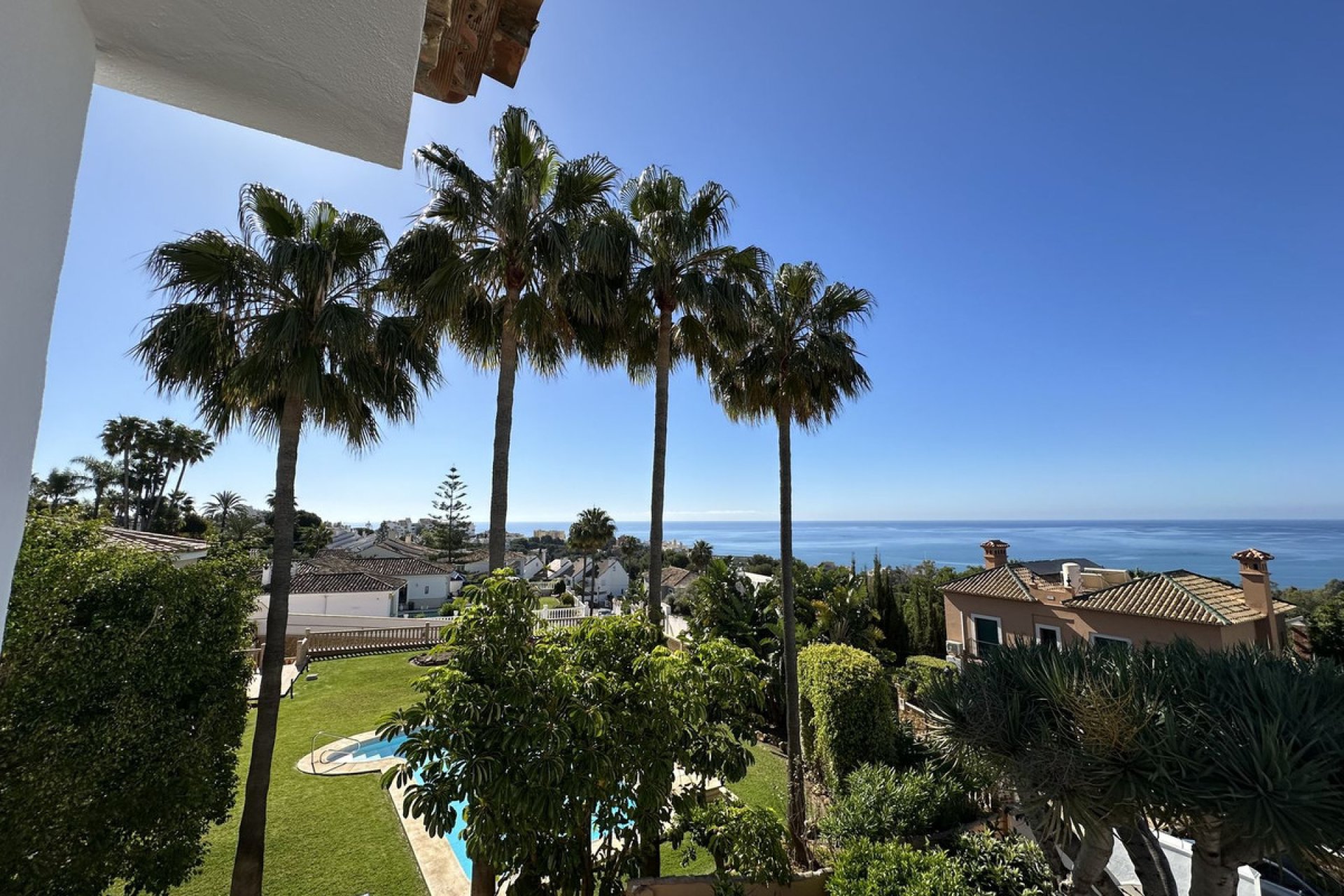 Resale - House - Detached Villa - Estepona - Estepona Centro