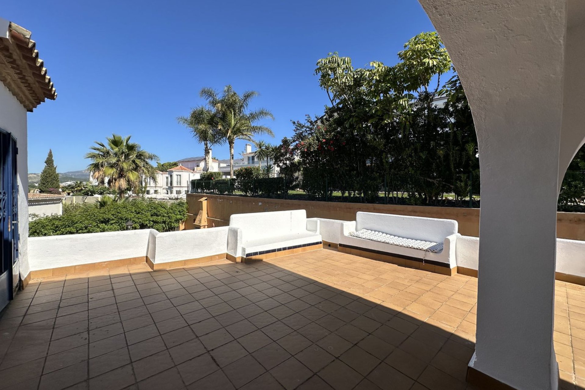 Resale - House - Detached Villa - Estepona - Estepona Centro