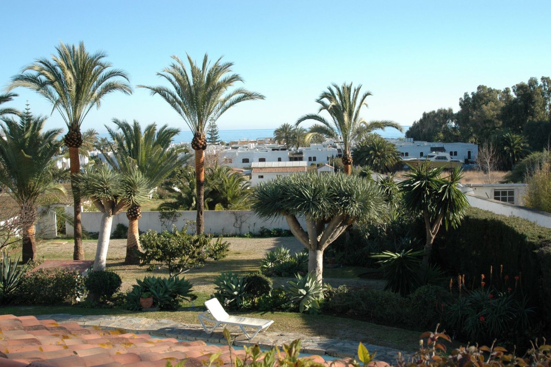 Resale - House - Detached Villa - Estepona - Estepona Centro