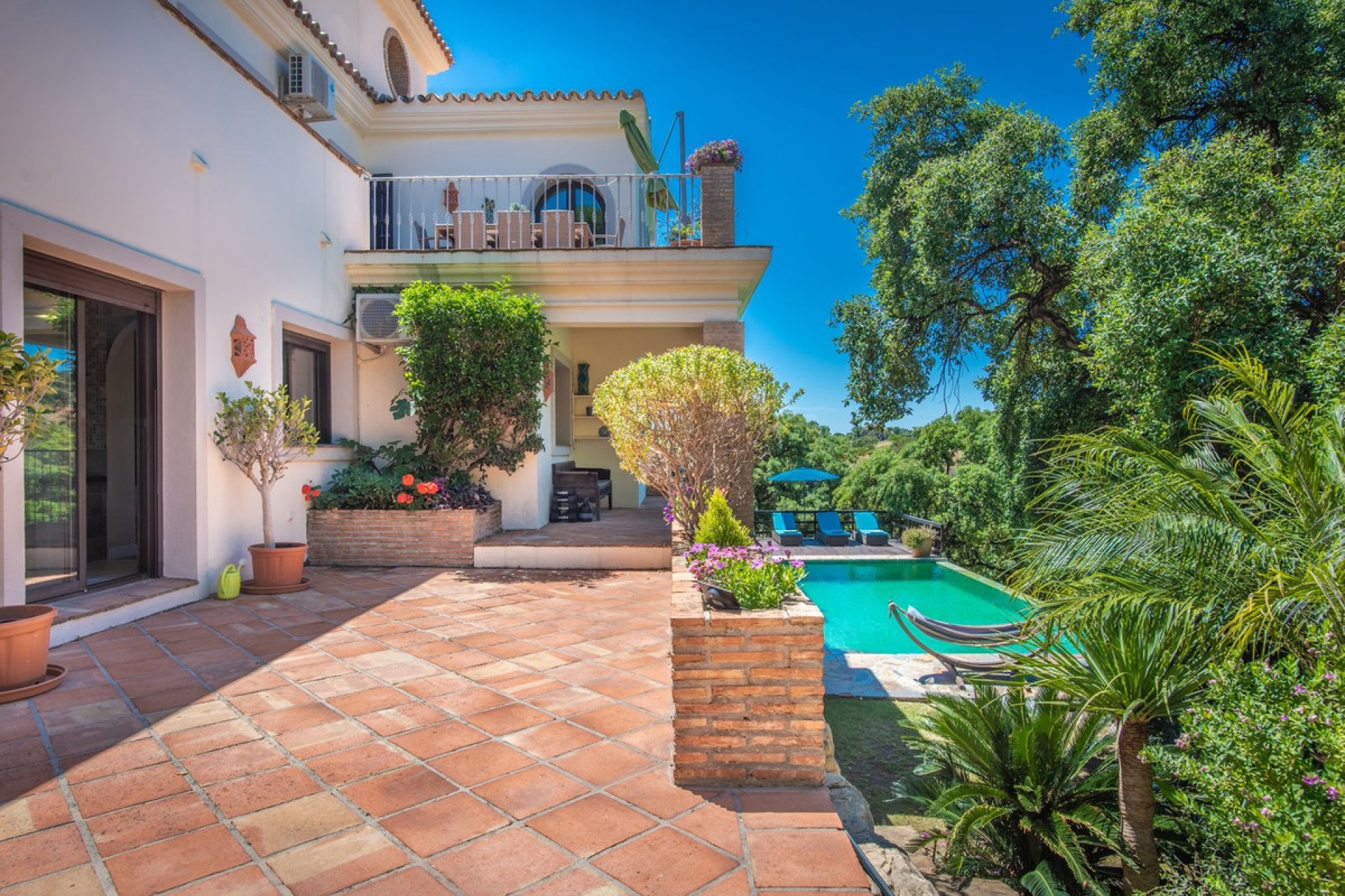 Resale - House - Detached Villa - Estepona - Estepona Centro