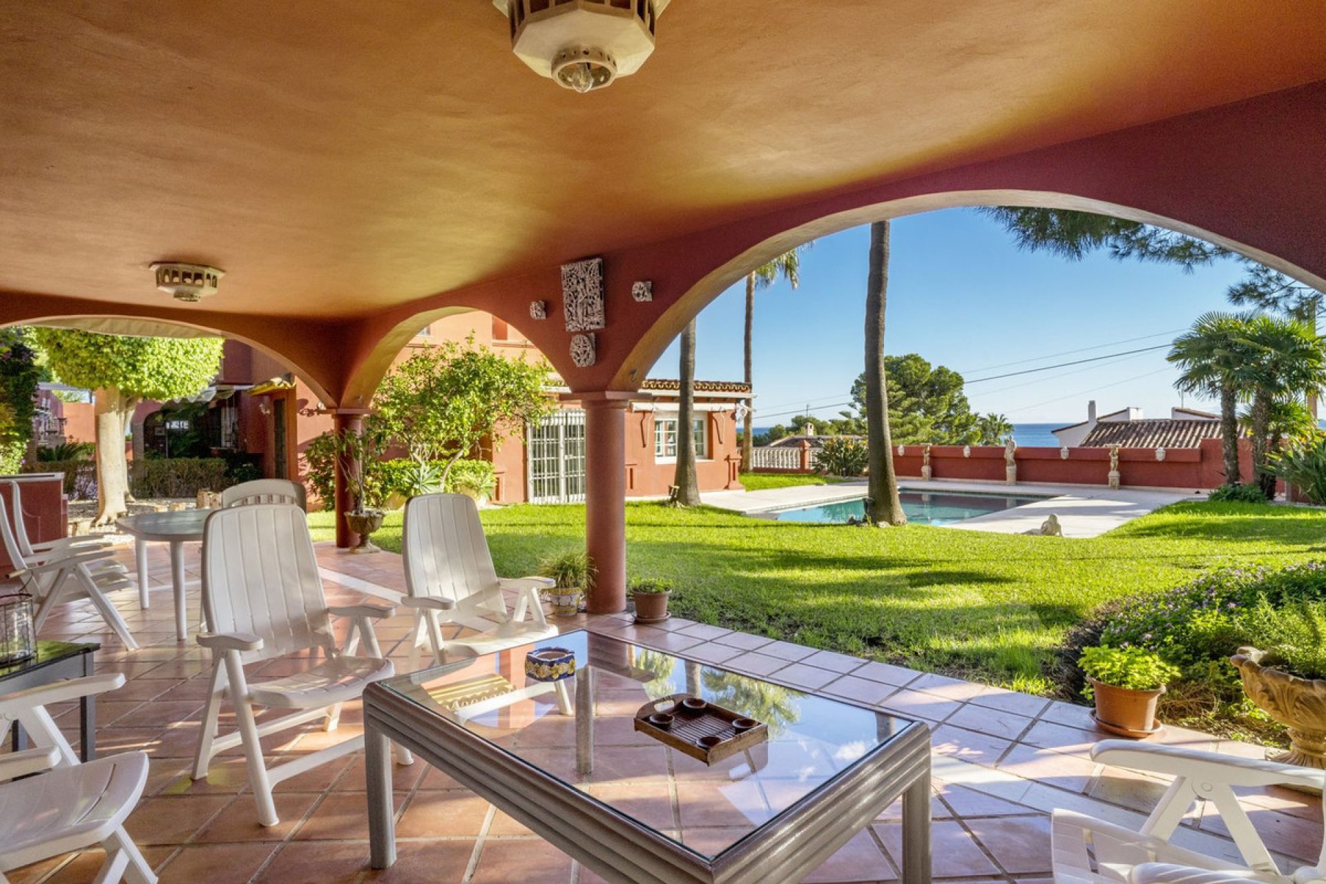 Resale - House - Detached Villa - Estepona - Estepona Centro