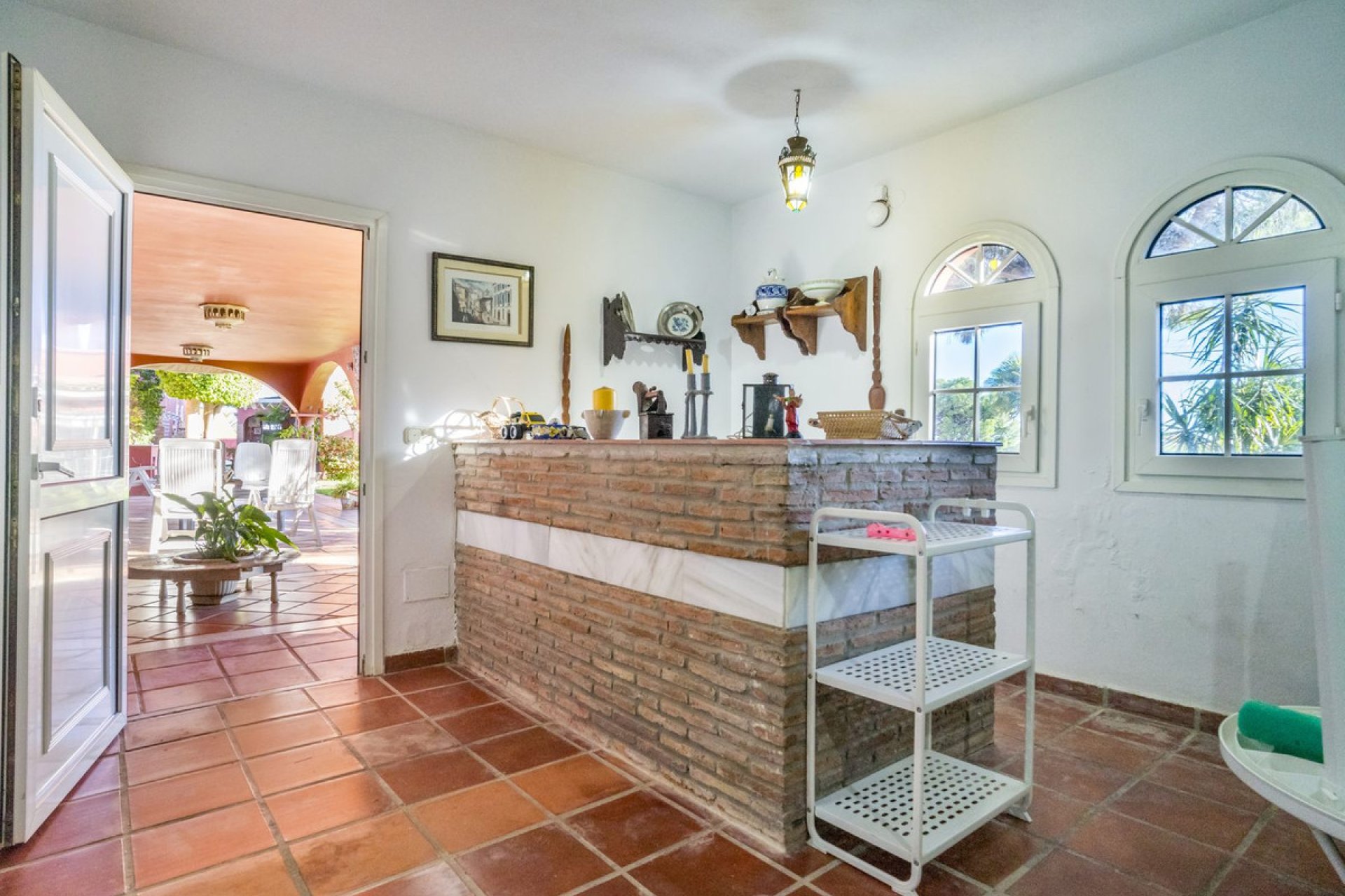 Resale - House - Detached Villa - Estepona - Estepona Centro