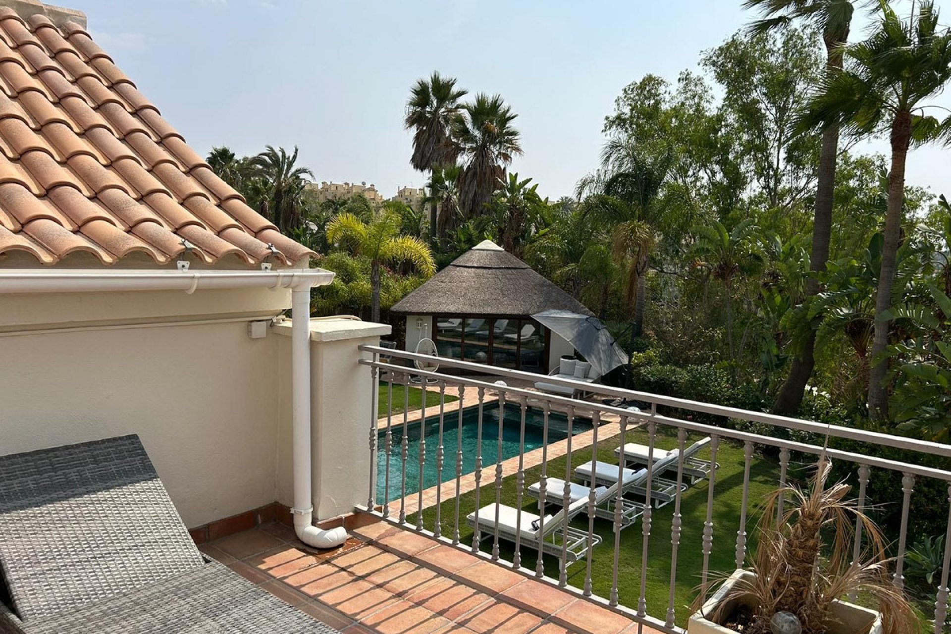 Resale - House - Detached Villa - Estepona - Estepona Centro