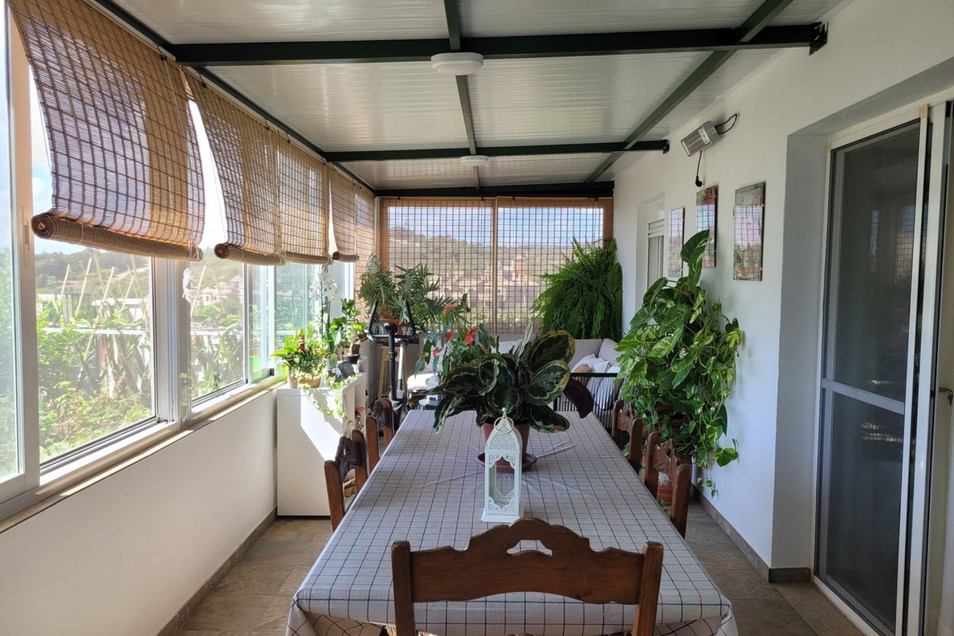 Resale - House - Detached Villa - Estepona - Estepona Centro