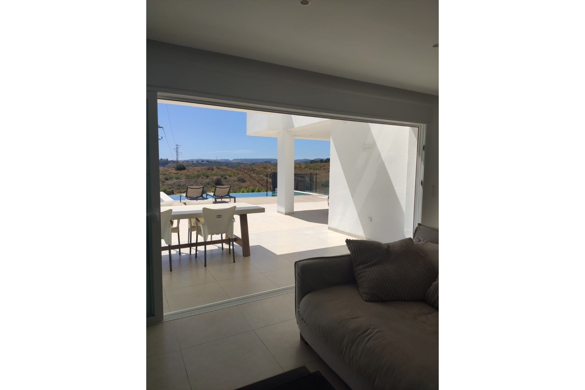 Resale - House - Detached Villa - Estepona - Estepona Centro