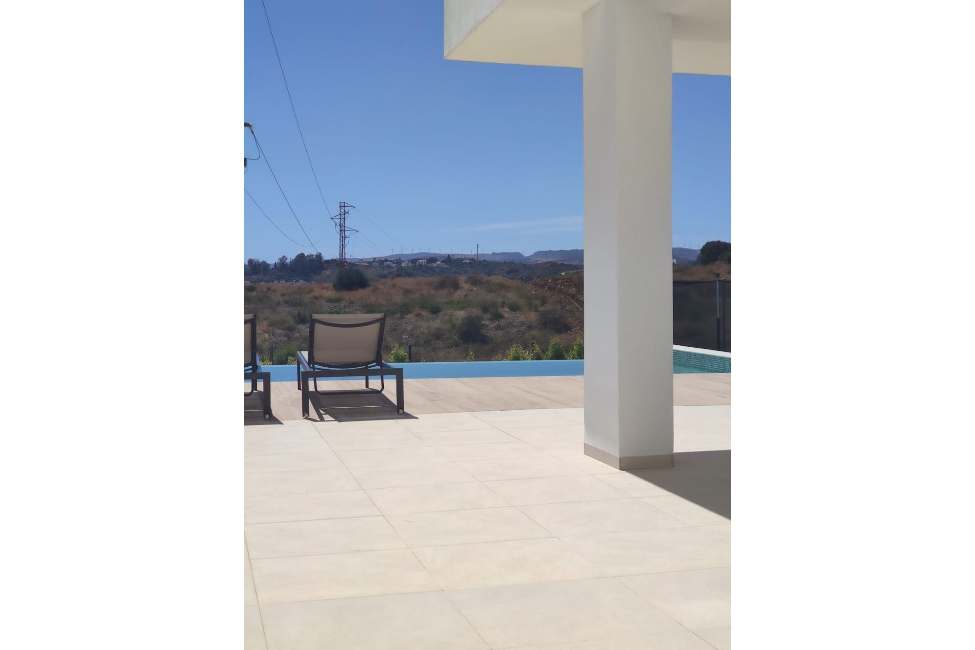 Resale - House - Detached Villa - Estepona - Estepona Centro