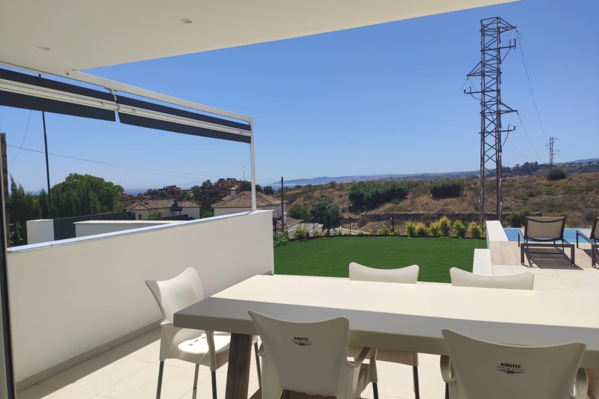 Resale - House - Detached Villa - Estepona - Estepona Centro