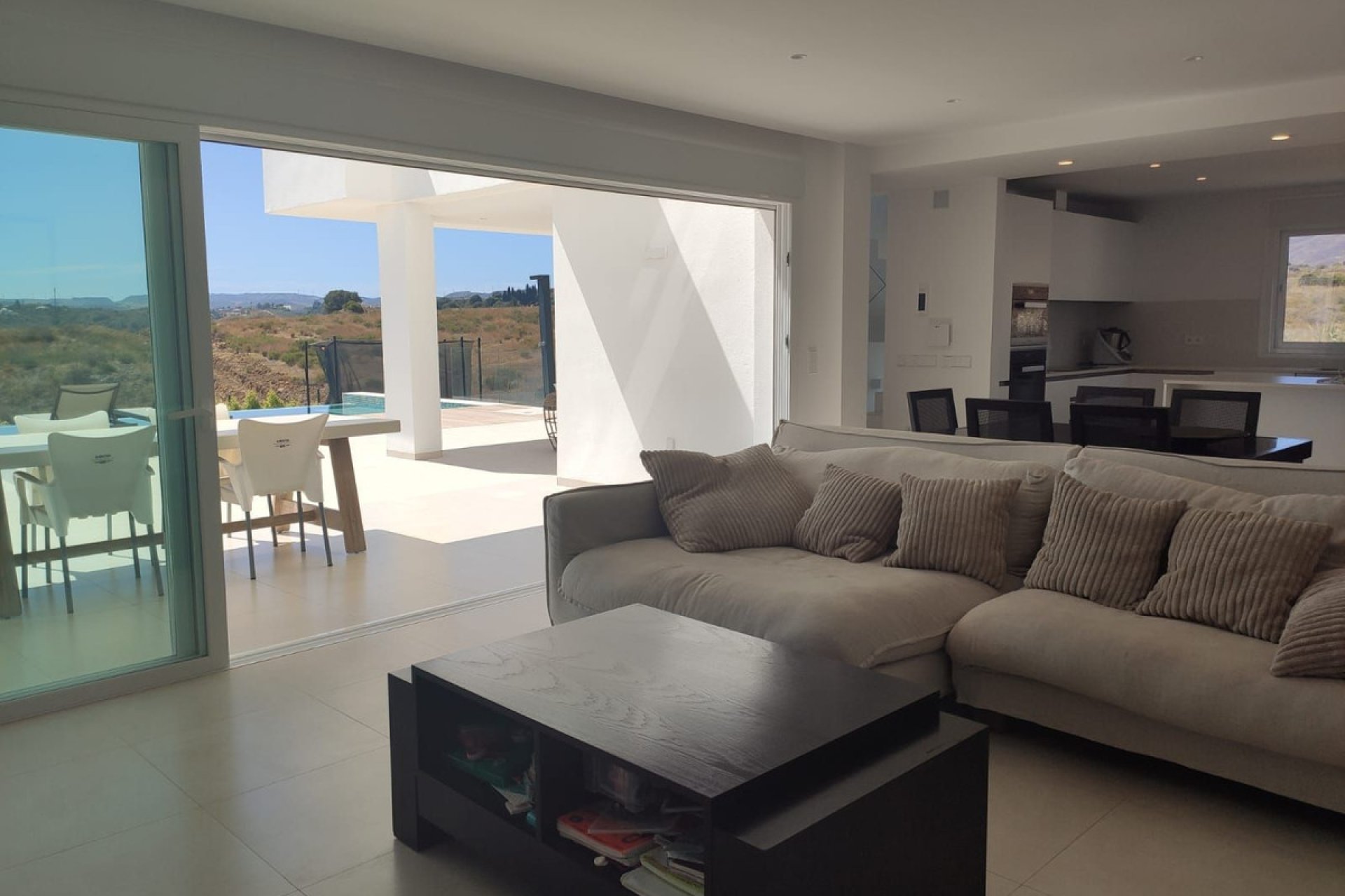 Resale - House - Detached Villa - Estepona - Estepona Centro