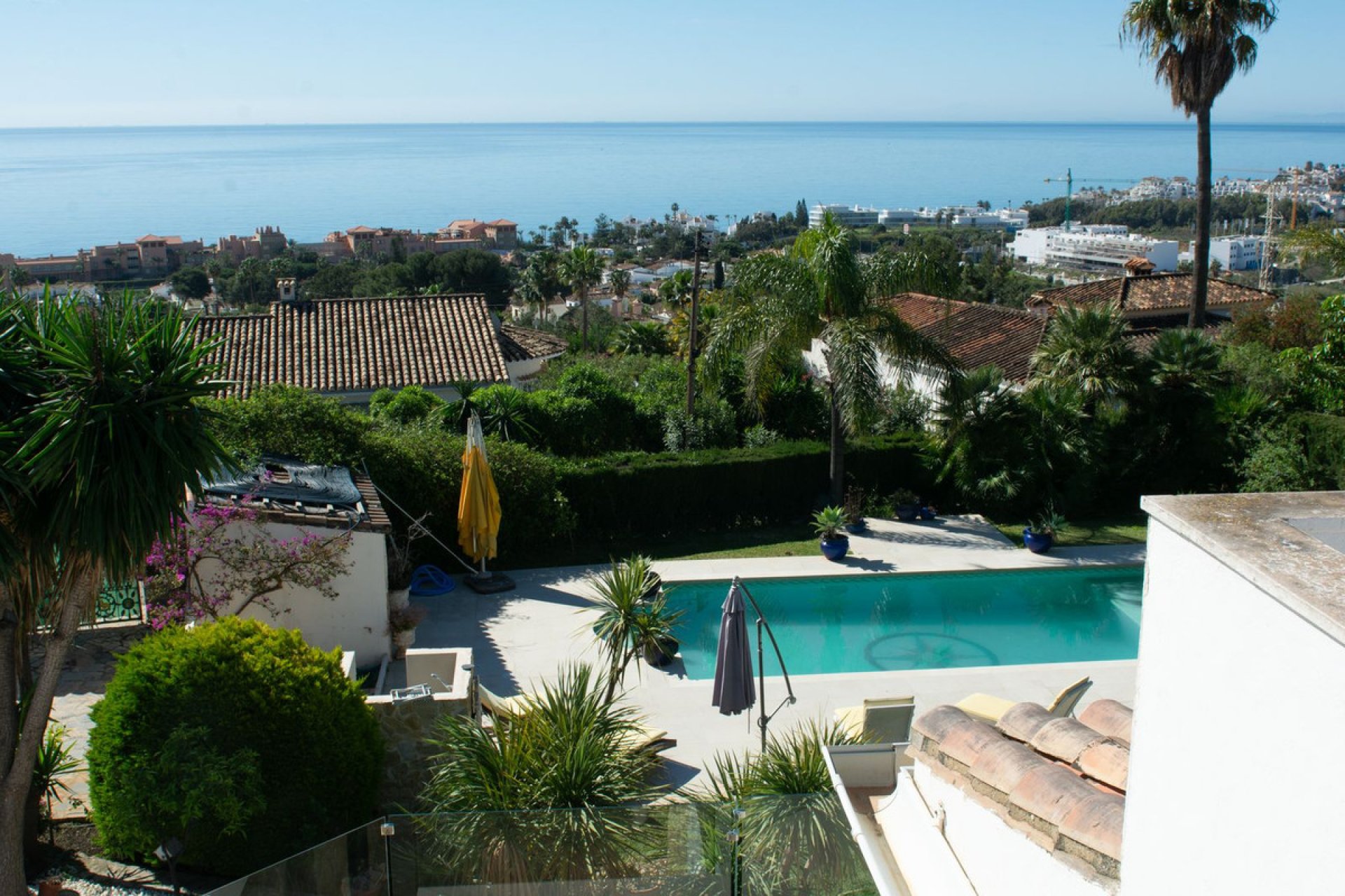 Resale - House - Detached Villa - Estepona - Estepona Centro