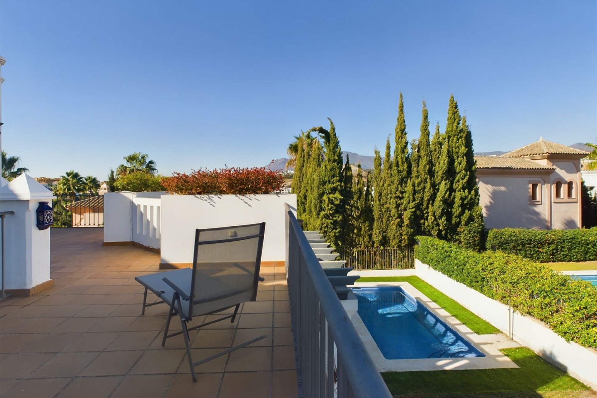 Resale - House - Detached Villa - Estepona - Estepona Centro