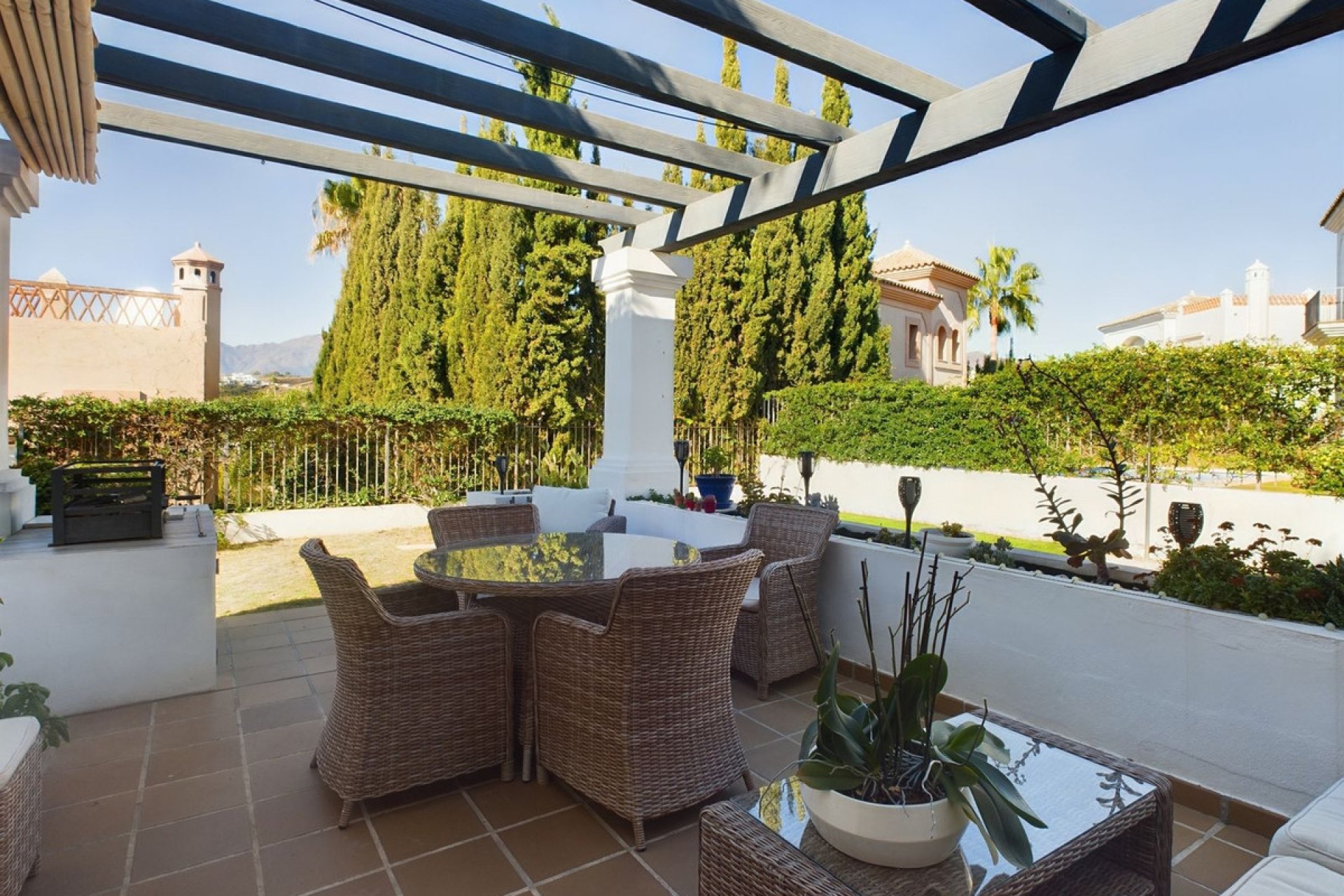 Resale - House - Detached Villa - Estepona - Estepona Centro