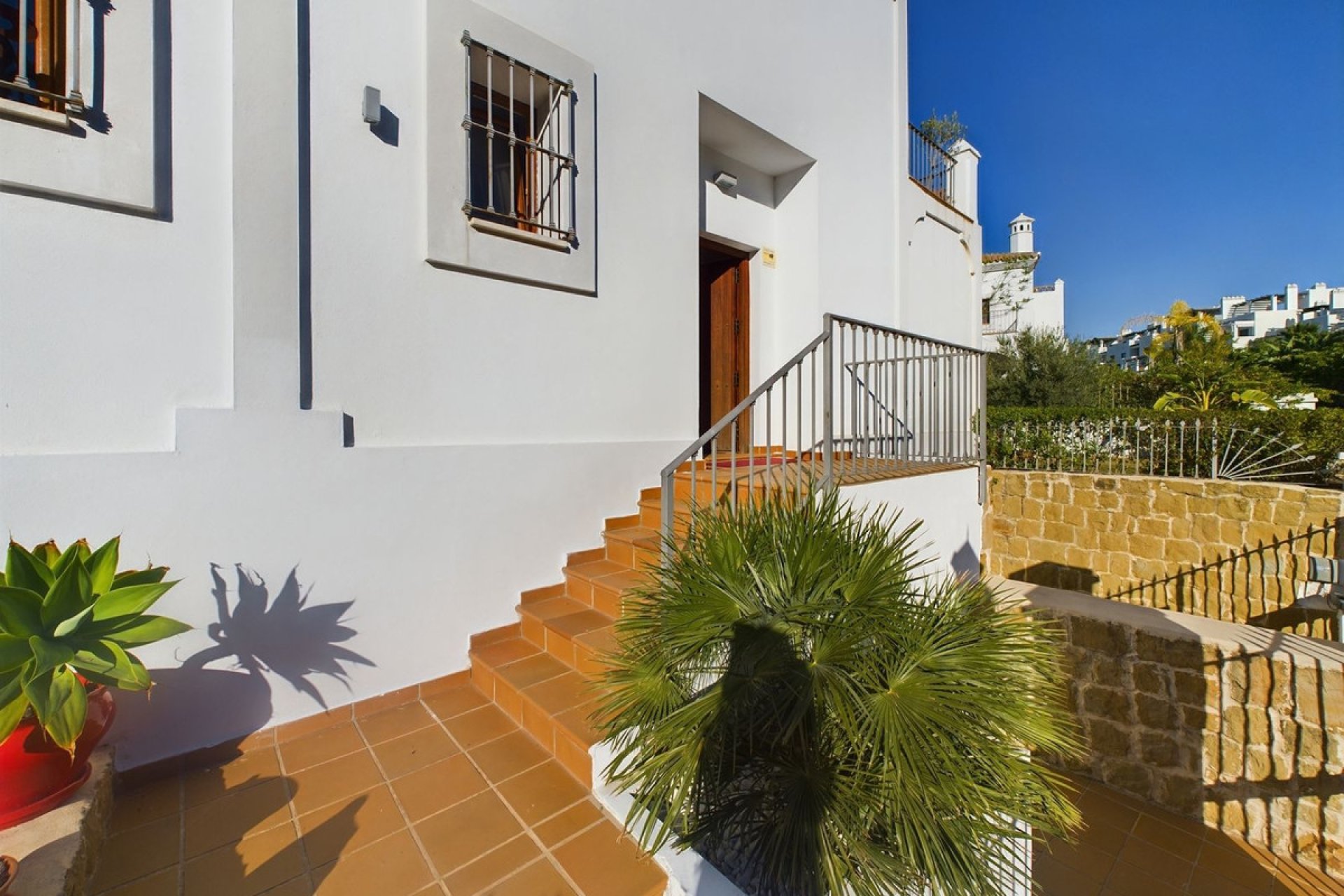 Resale - House - Detached Villa - Estepona - Estepona Centro