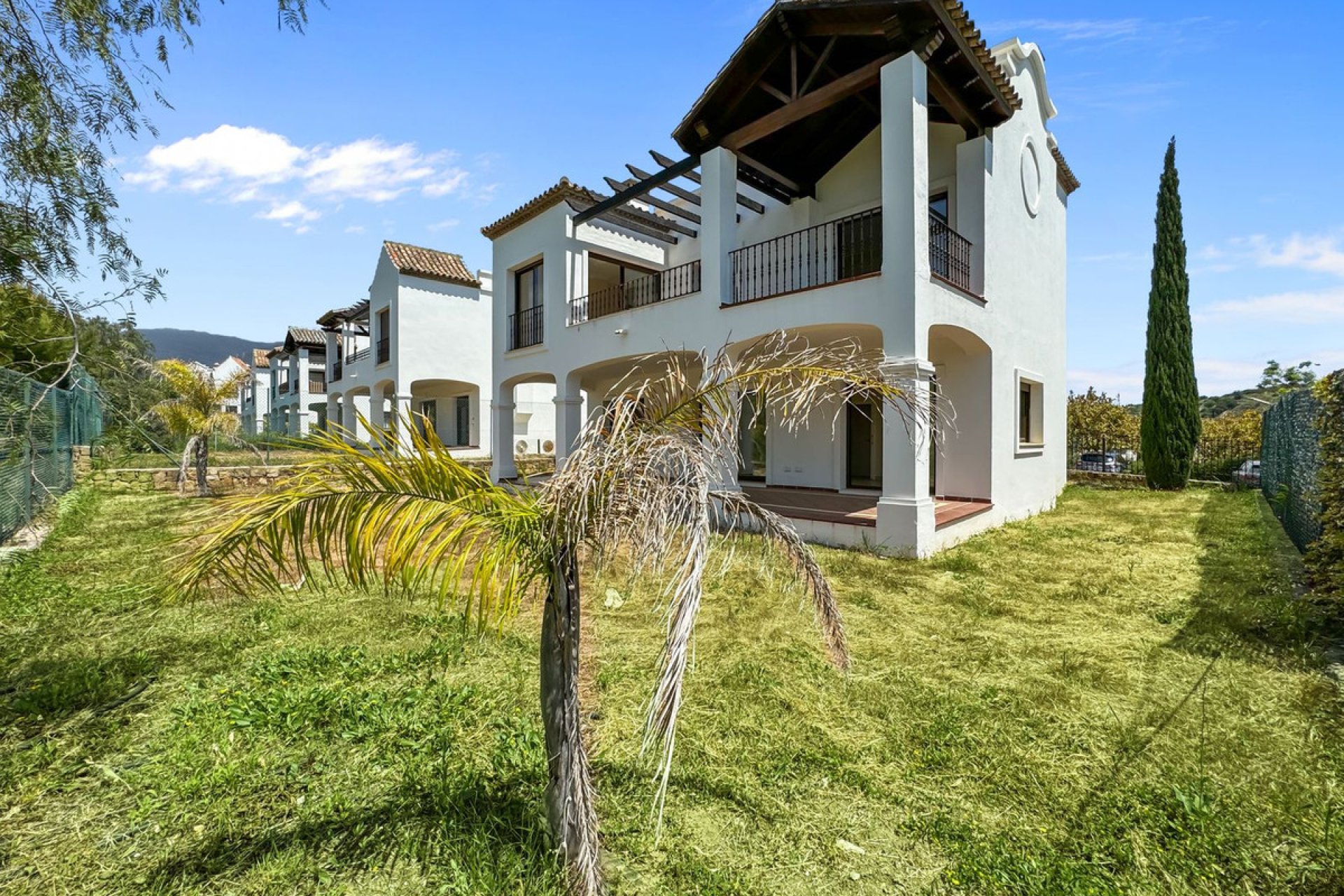 Resale - House - Detached Villa - Estepona - Estepona Centro