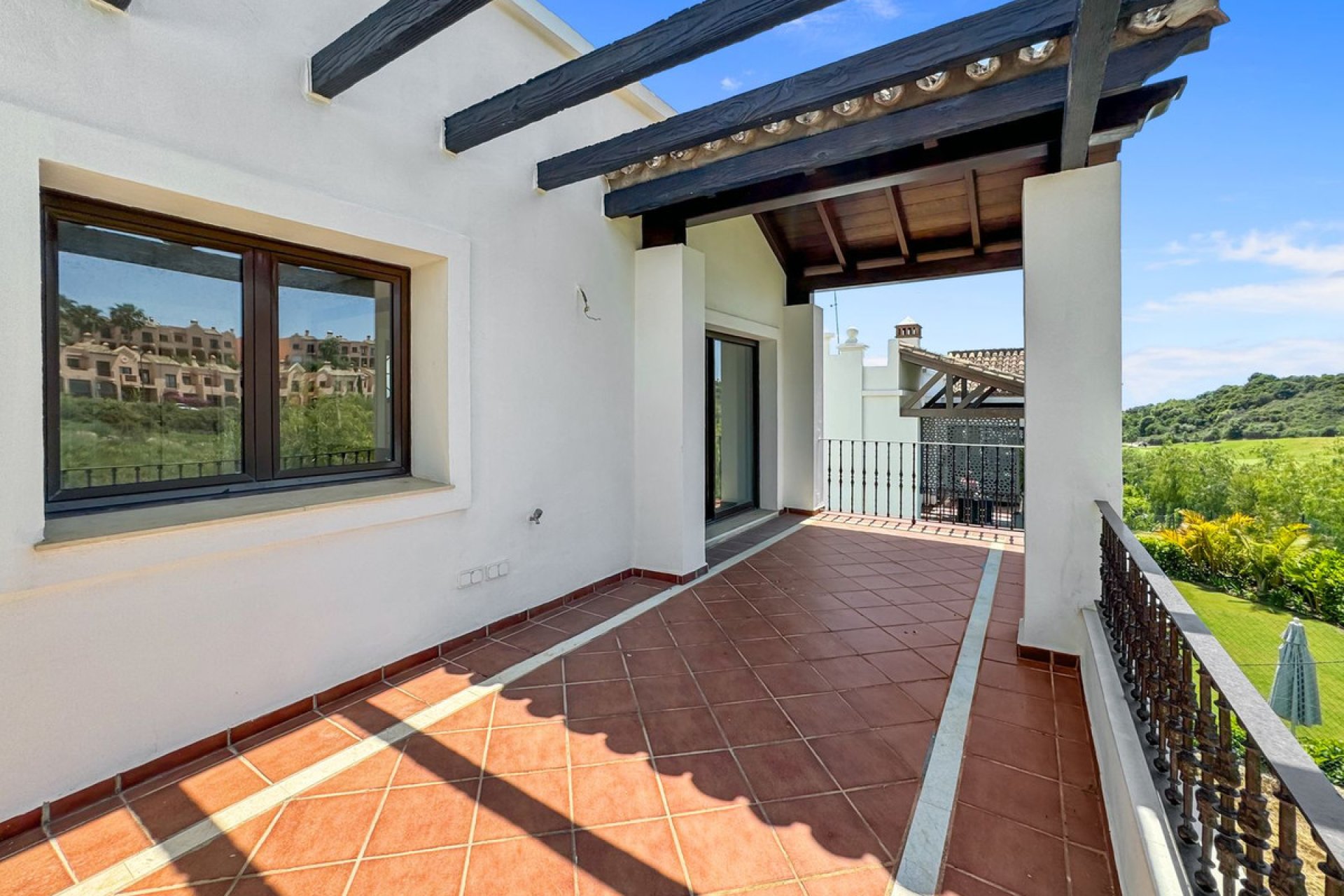 Resale - House - Detached Villa - Estepona - Estepona Centro