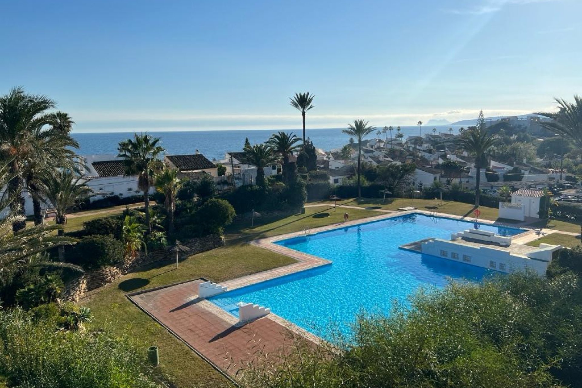 Resale - House - Detached Villa - Estepona - Estepona Centro