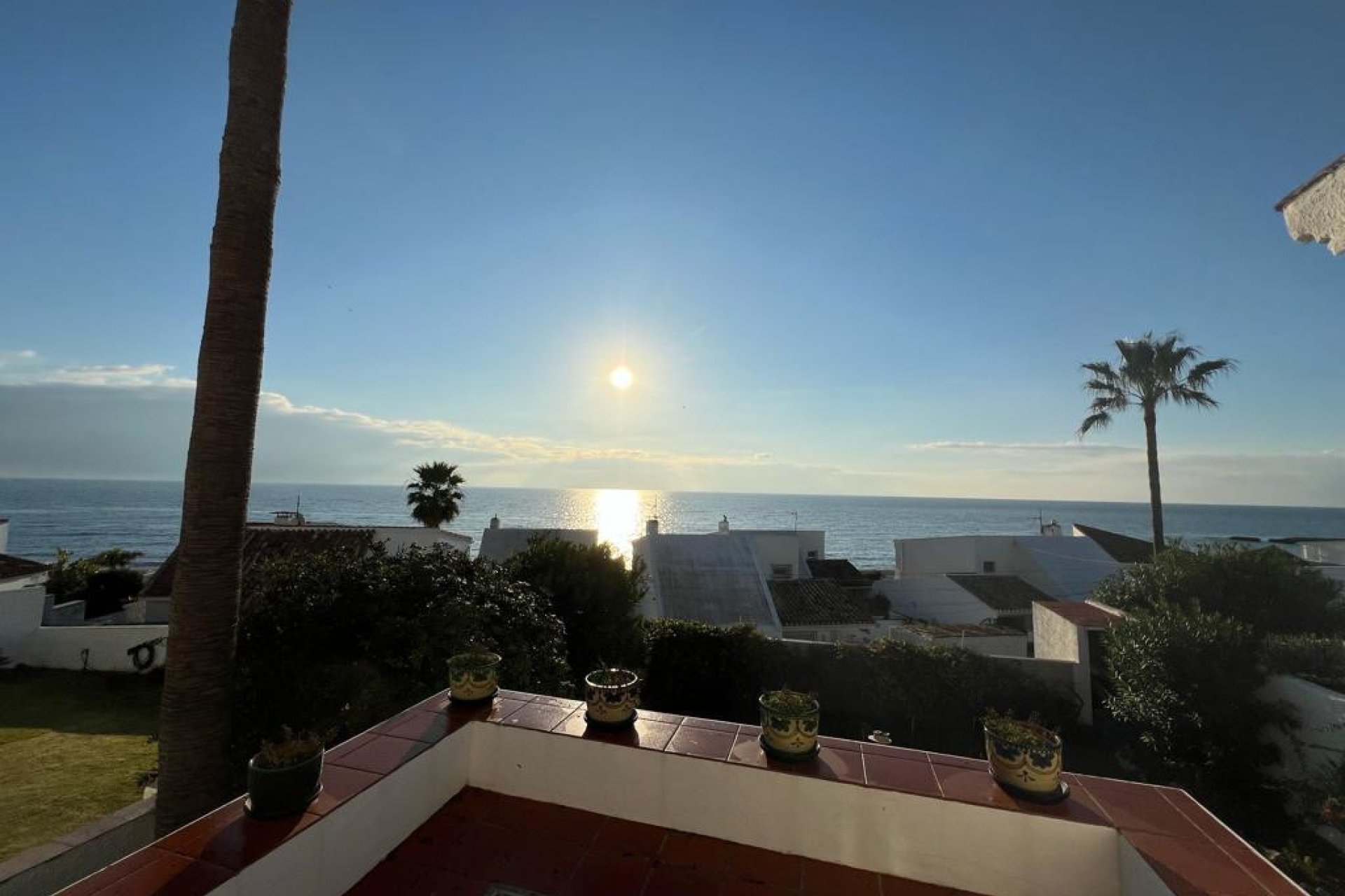 Resale - House - Detached Villa - Estepona - Estepona Centro