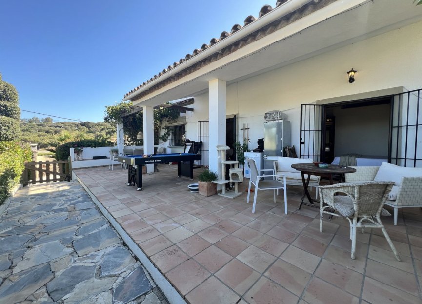 Resale - House - Detached Villa - Estepona - Estepona Centro