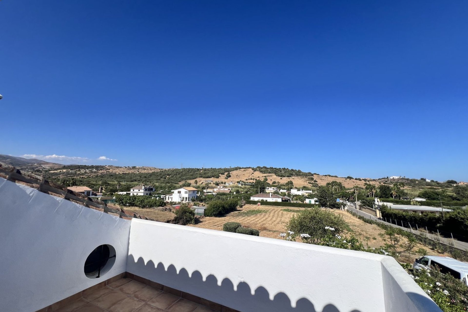 Resale - House - Detached Villa - Estepona - Estepona Centro