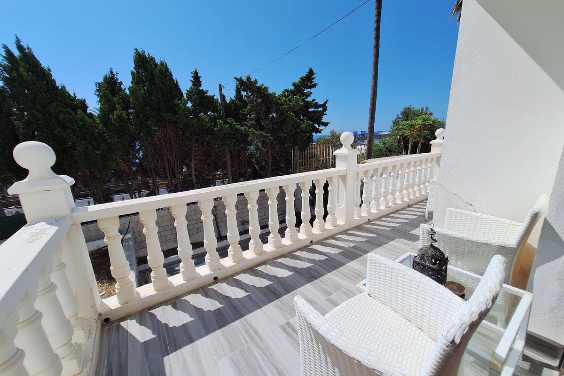 Resale - House - Detached Villa - Estepona - Estepona Centro