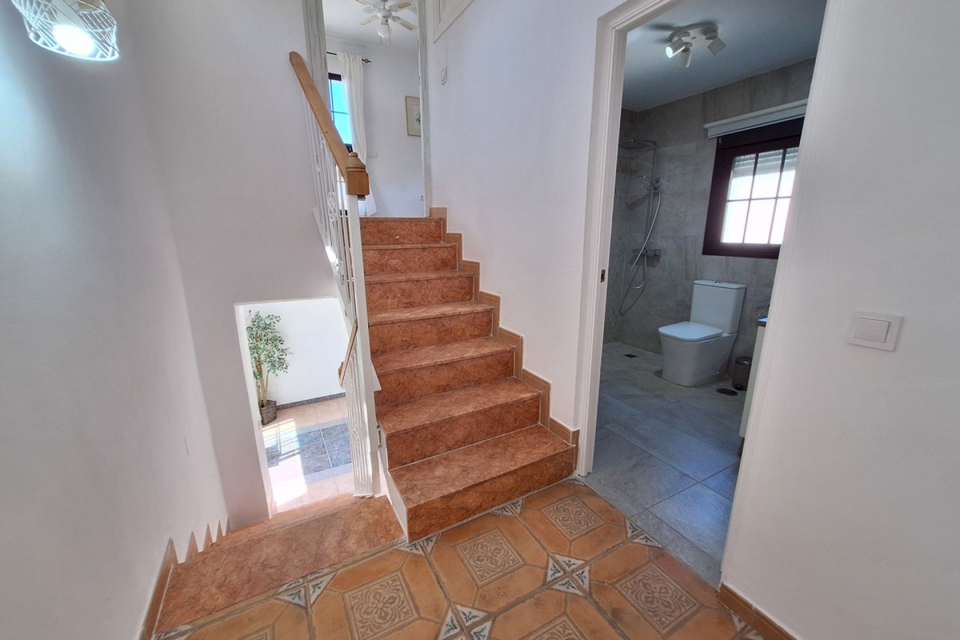 Resale - House - Detached Villa - Estepona - Estepona Centro