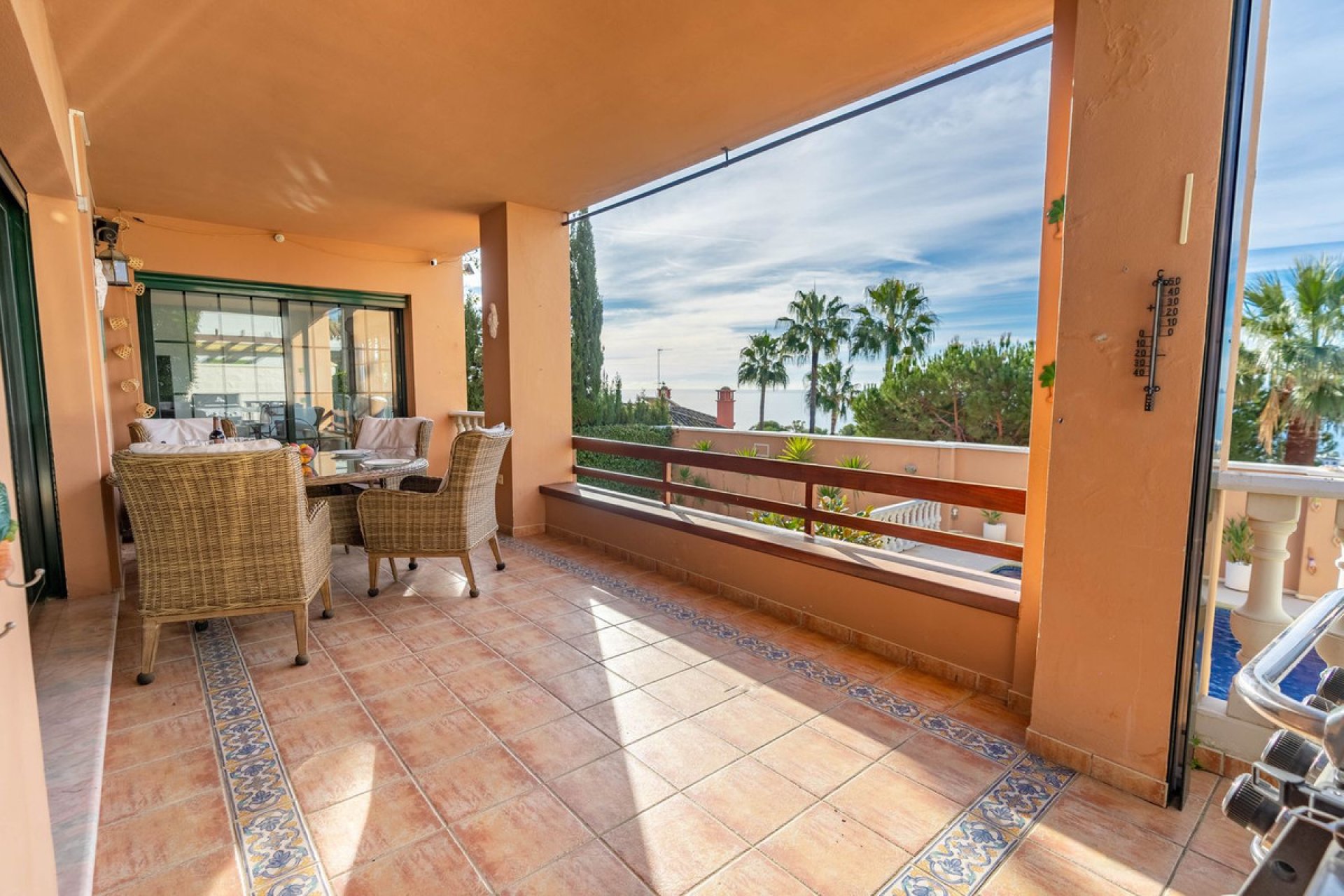 Resale - House - Detached Villa - Estepona - Estepona Centro