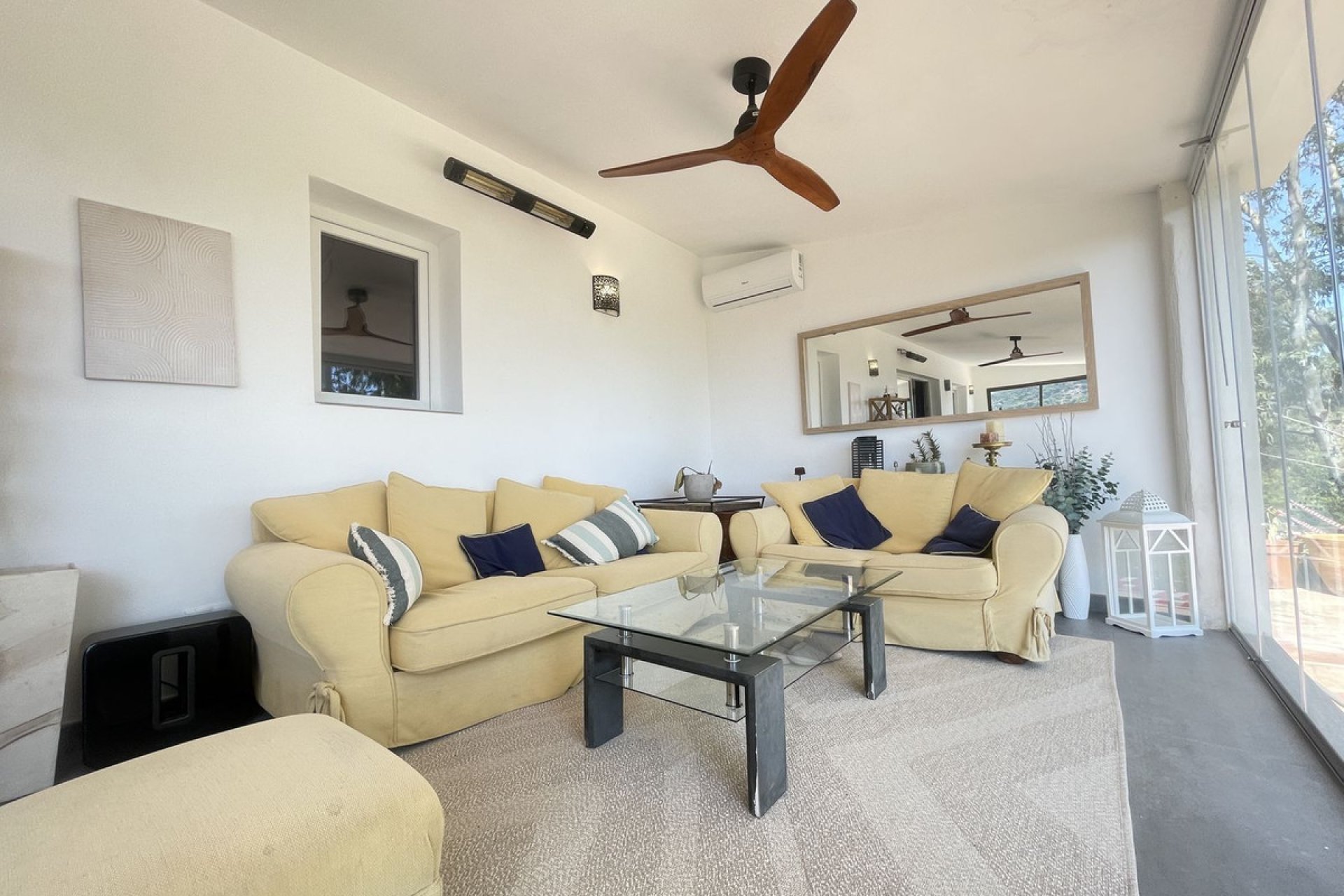 Resale - House - Detached Villa - Estepona - Estepona Centro