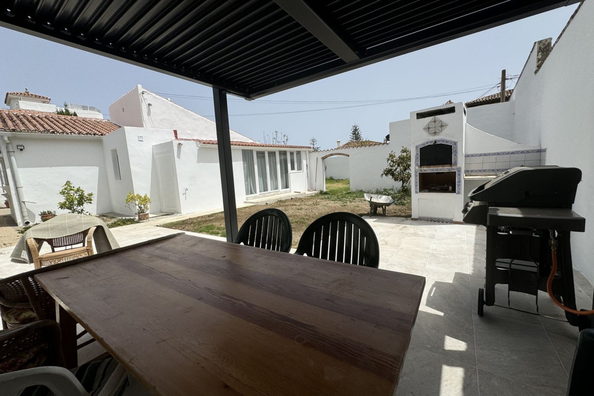 Resale - House - Detached Villa - Estepona - Estepona Centro