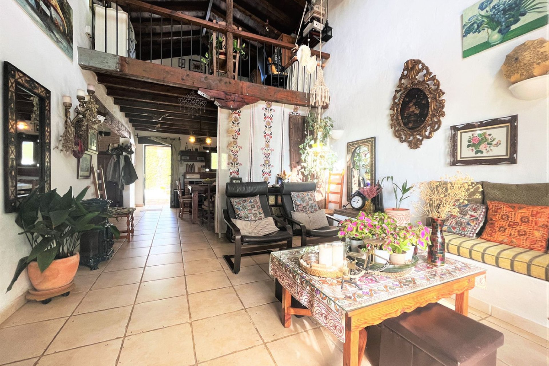 Resale - House - Detached Villa - Estepona - Estepona Centro