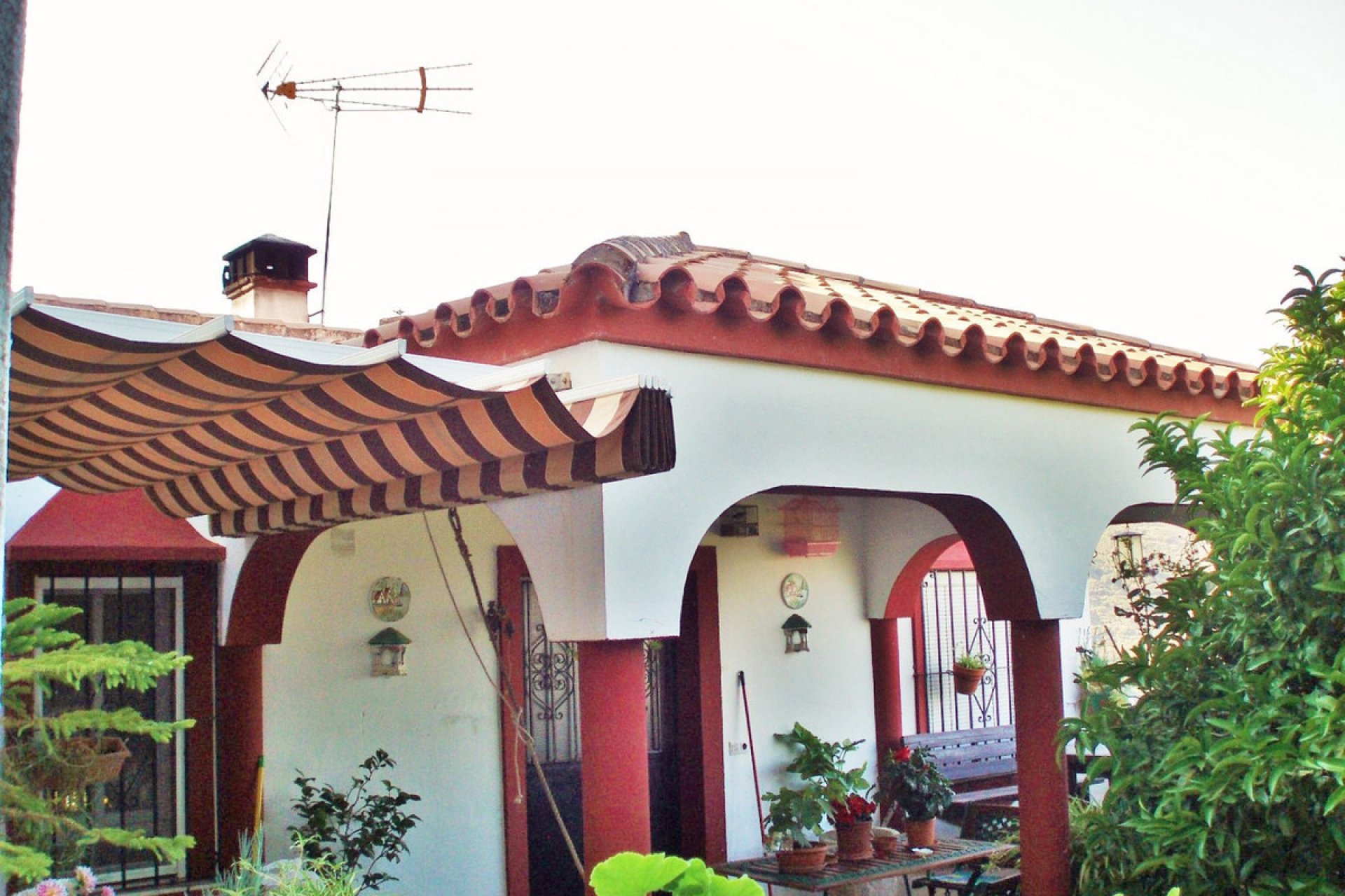 Resale - House - Detached Villa - Estepona - Estepona Centro