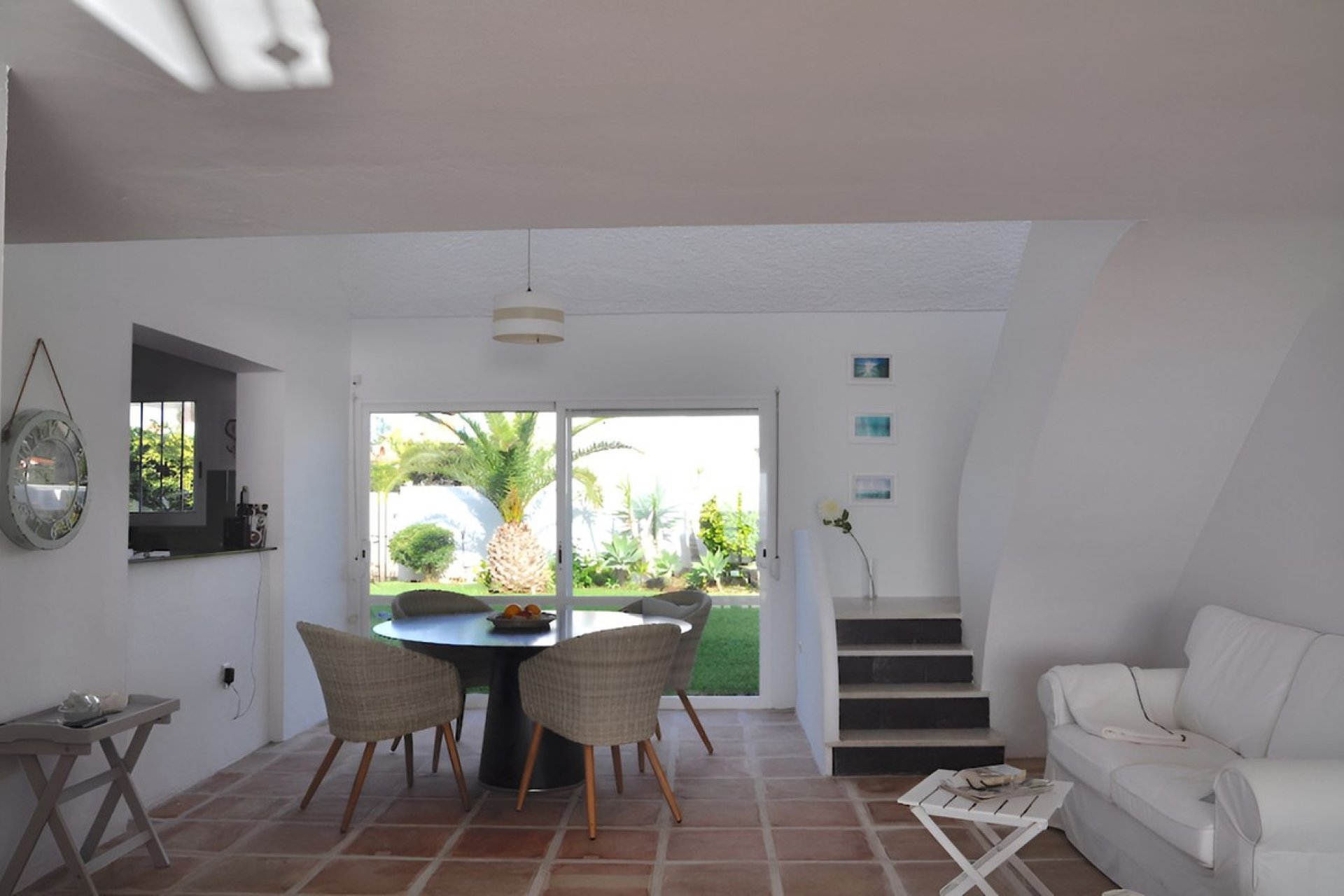 Resale - House - Detached Villa - Estepona - Estepona Centro