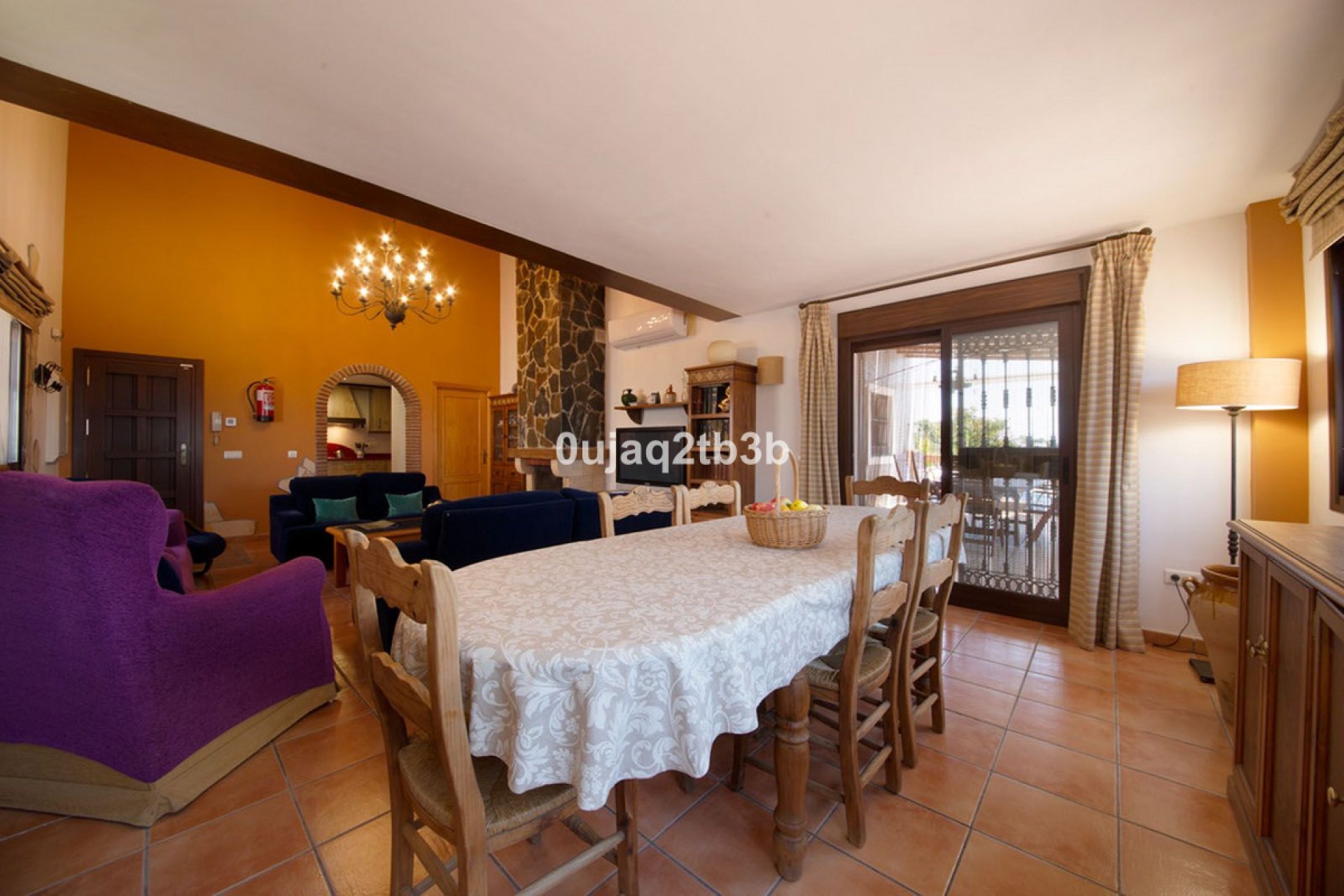 Resale - House - Detached Villa - Estepona - Estepona Centro