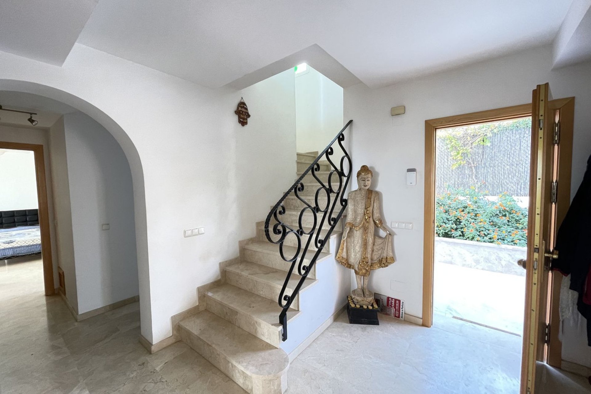 Resale - House - Detached Villa - Estepona - Estepona Centro