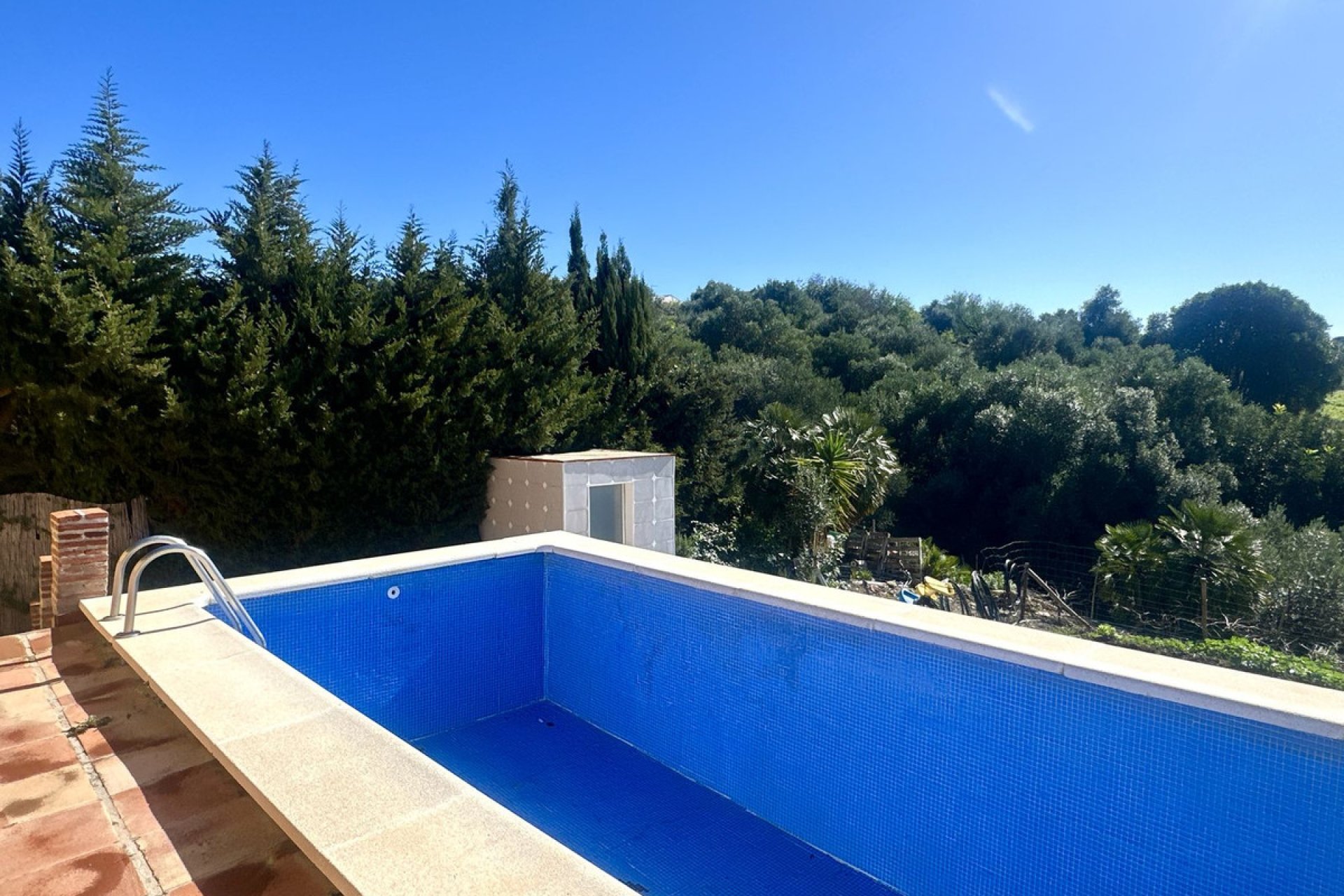 Resale - House - Detached Villa - Estepona - Estepona Centro