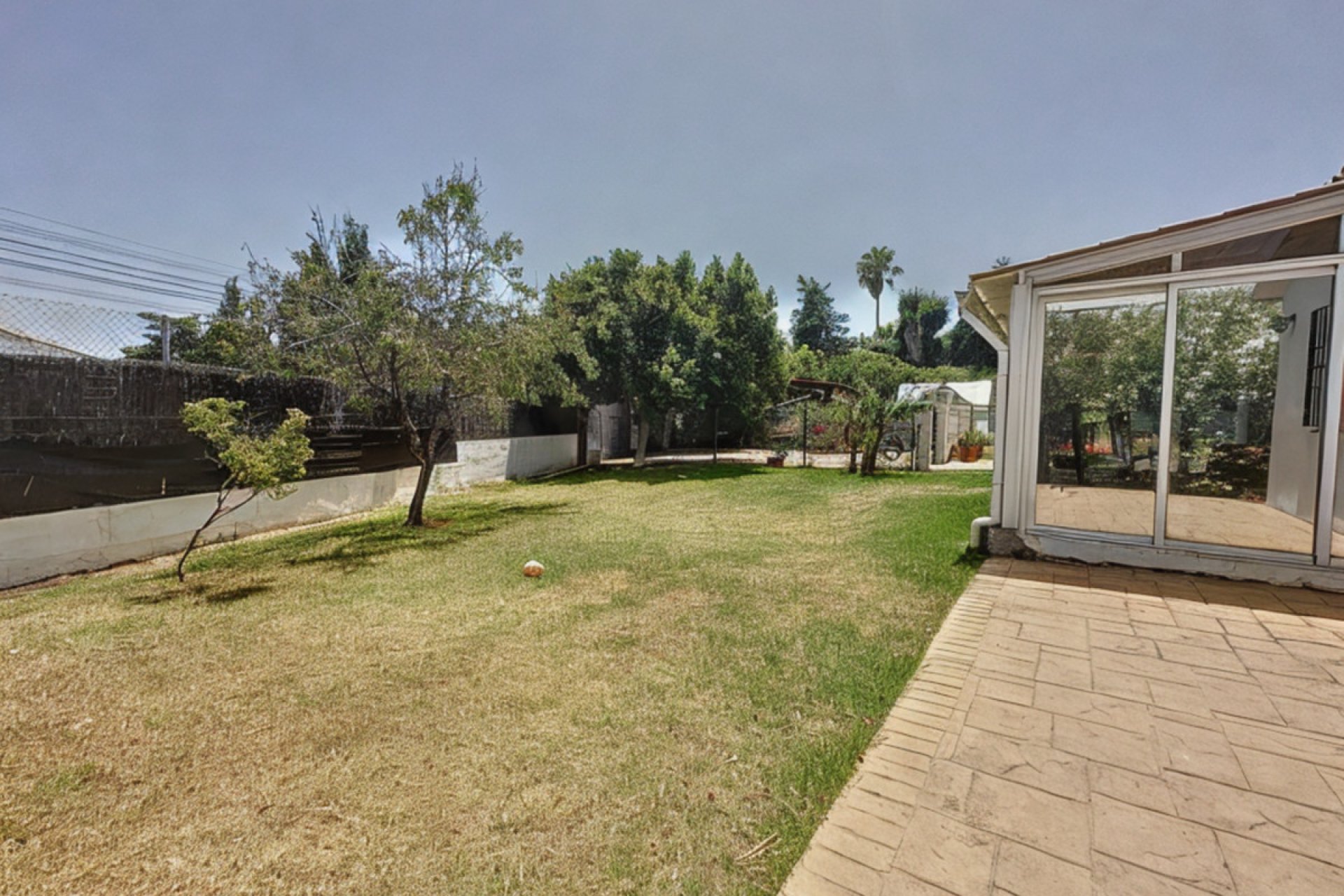 Resale - House - Detached Villa - Estepona - Estepona Centro