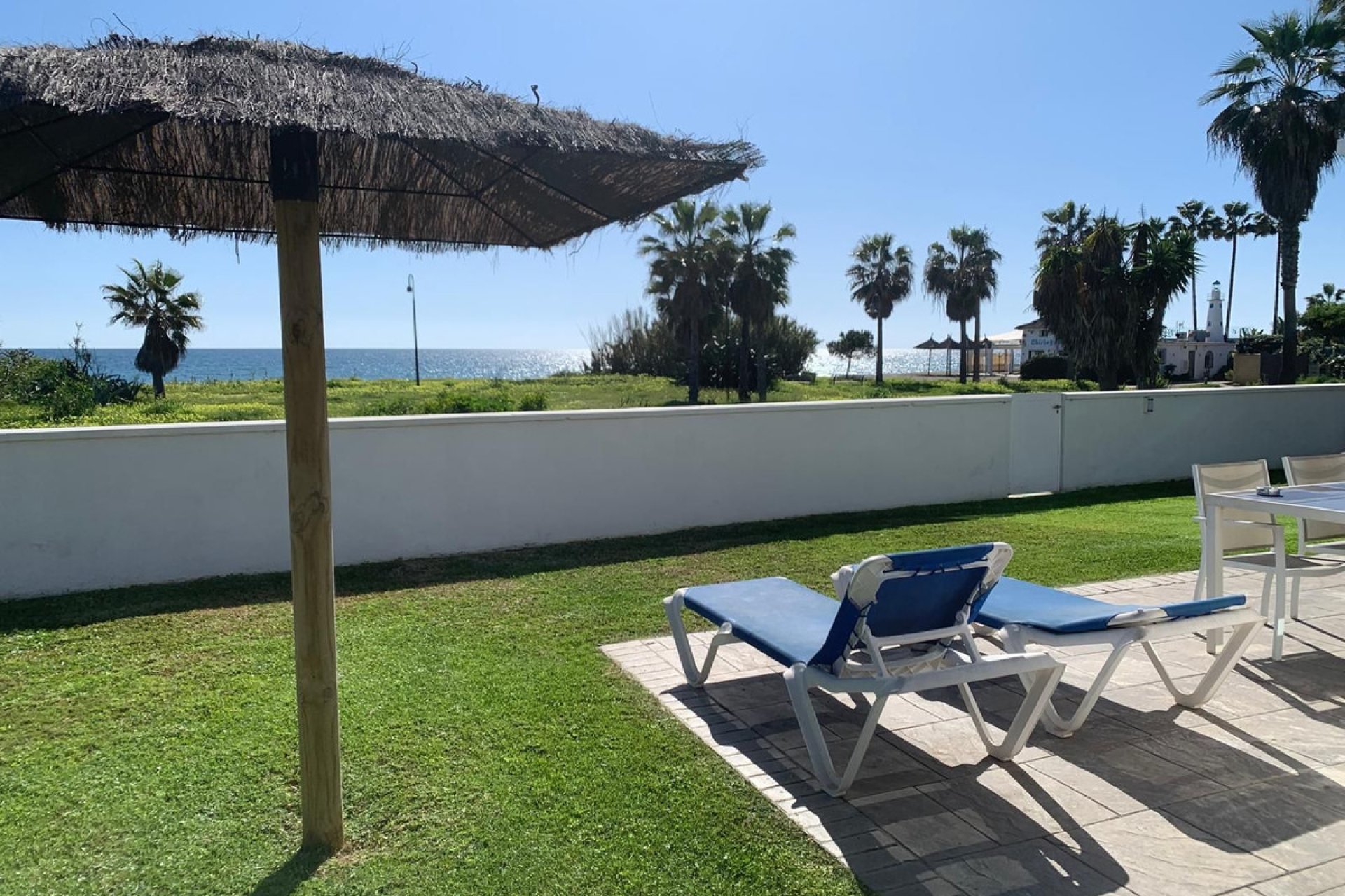 Resale - House - Detached Villa - Estepona - Estepona Centro