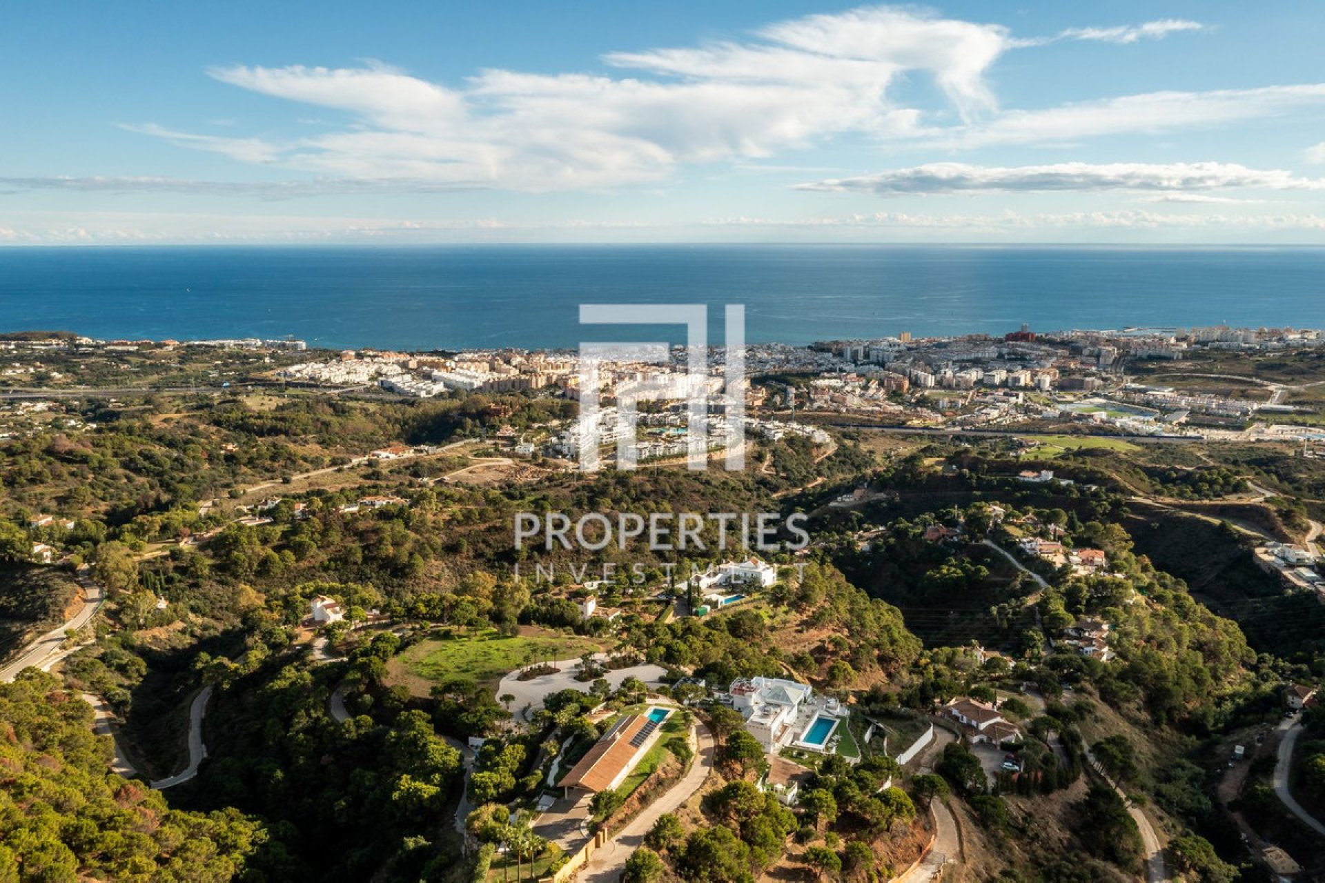 Resale - House - Detached Villa - Estepona - Estepona Centro