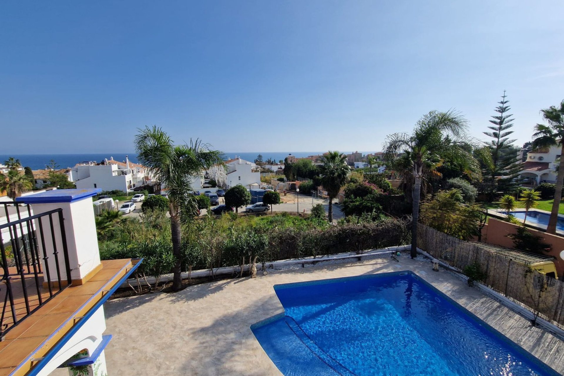 Resale - House - Detached Villa - Estepona - Estepona Centro