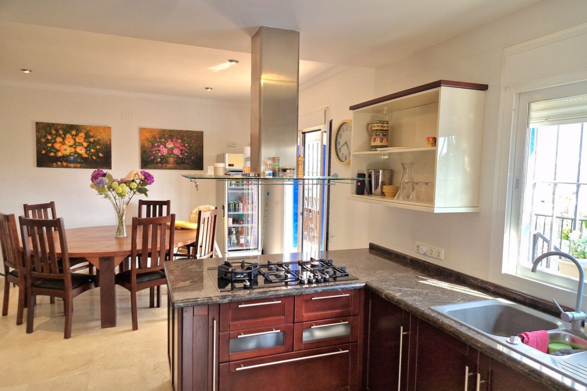 Resale - House - Detached Villa - Estepona - Estepona Centro