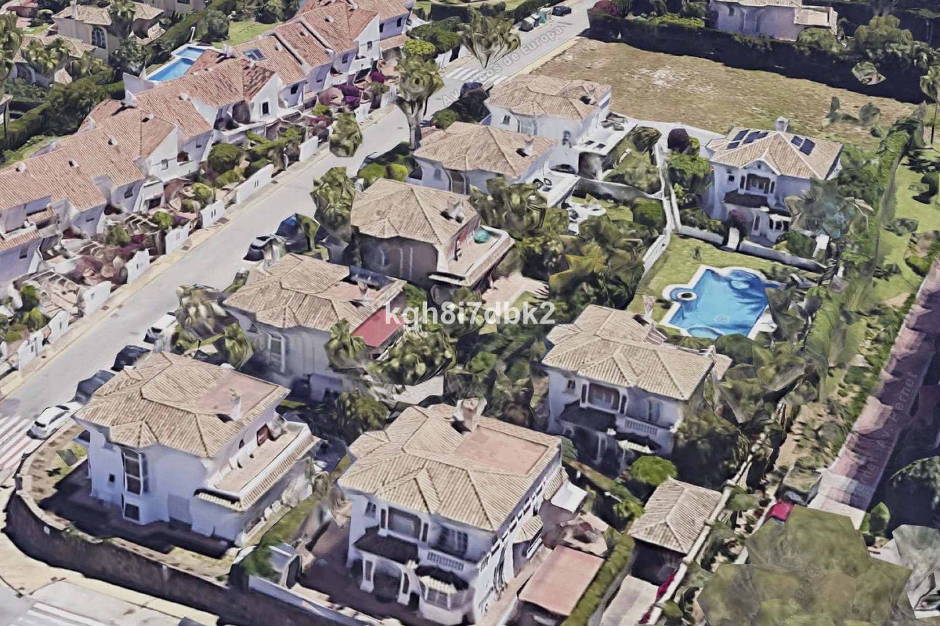 Resale - House - Detached Villa - Estepona - Estepona Centro