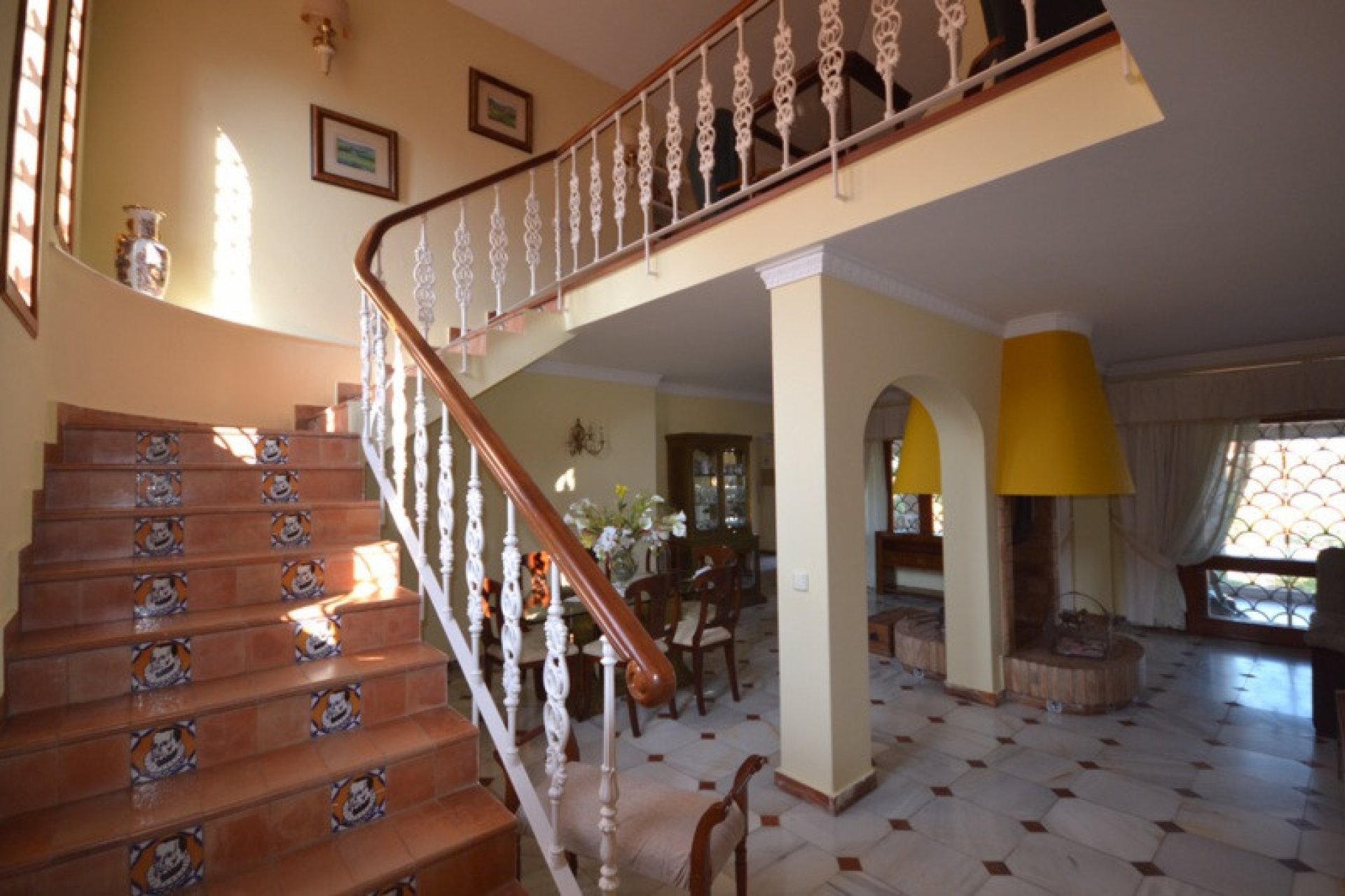 Resale - House - Detached Villa - Estepona - Estepona Centro